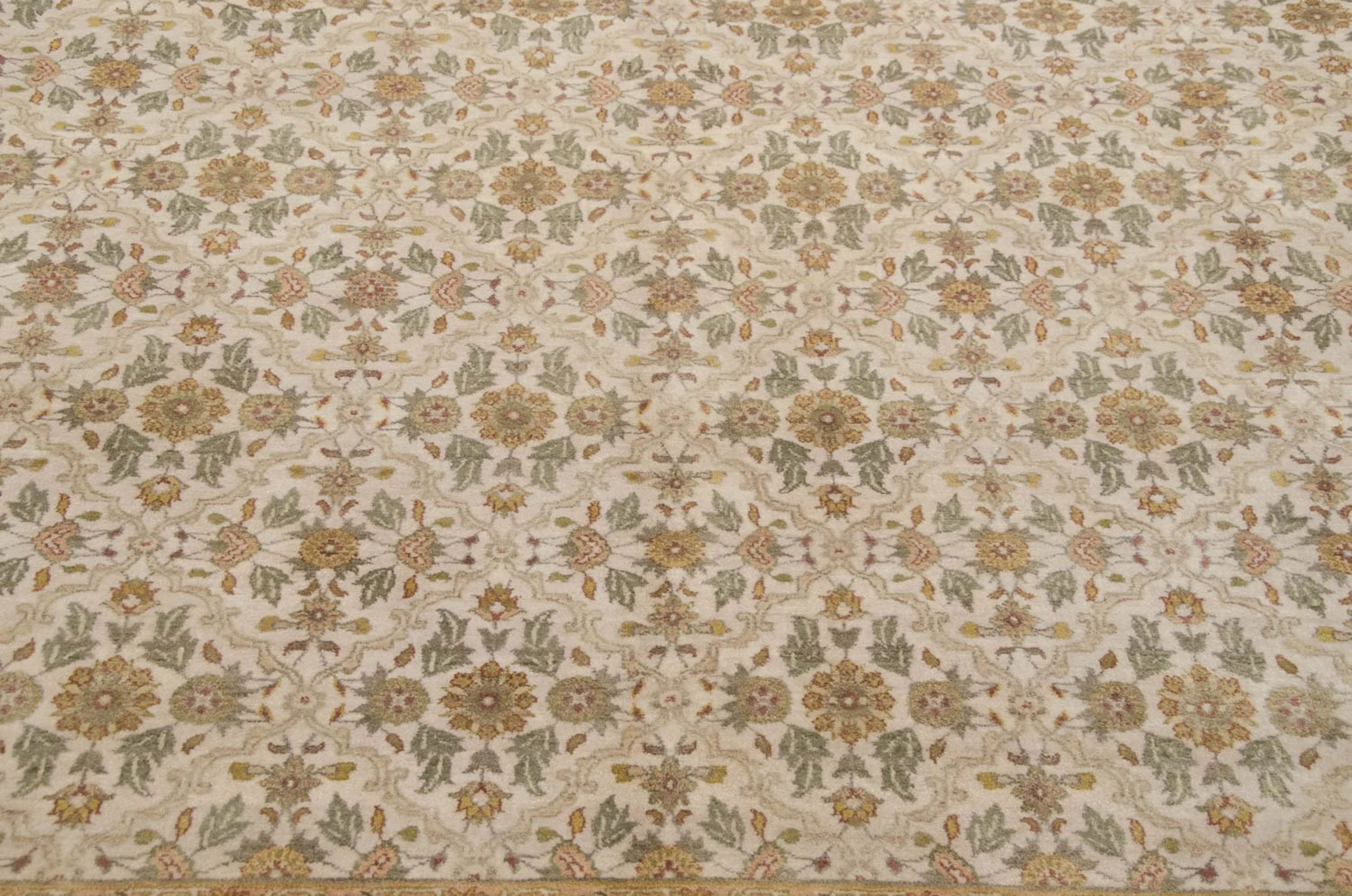 10x14 New Agra Carpet - Image 9