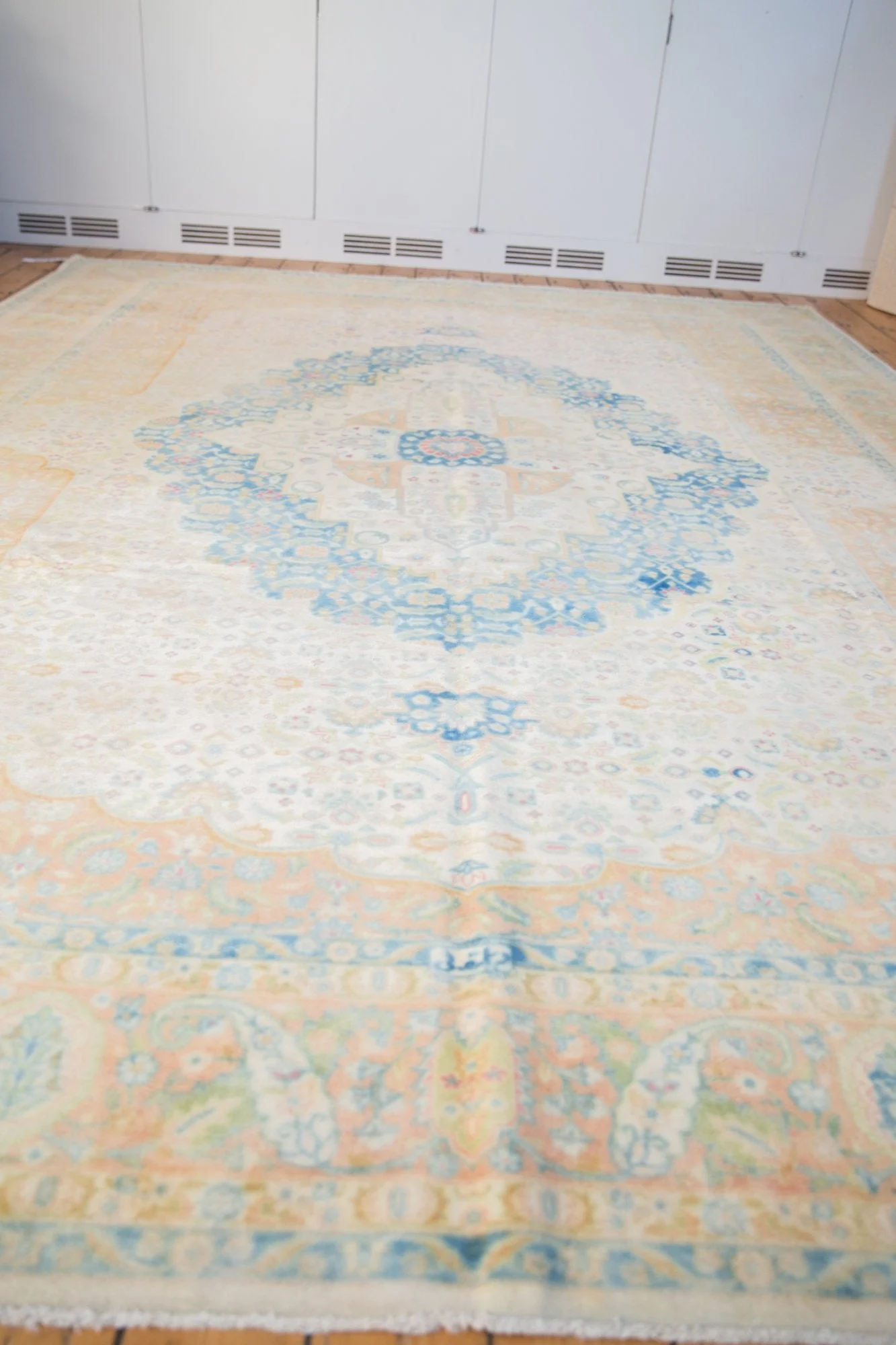 10x14 Vintage Distressed Bulgarian Herati Design Carpet - Image 9