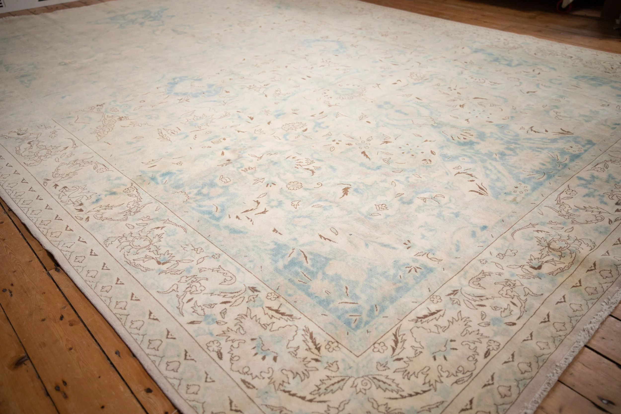 10x14 Vintage Distressed Bulgarian Polonaise Design Carpet - Image 4