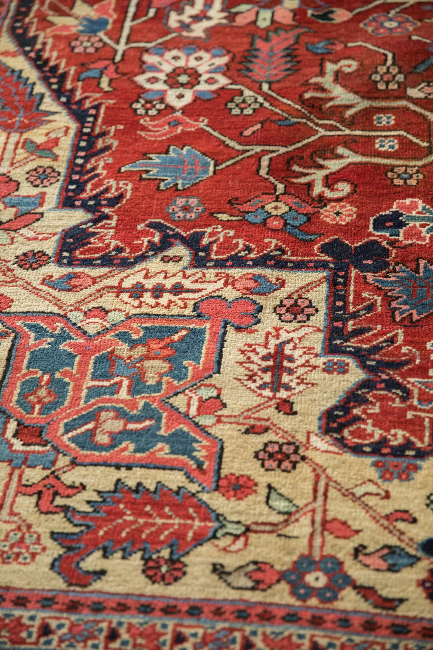 10x14 Vintage Heriz Carpet - Image 11
