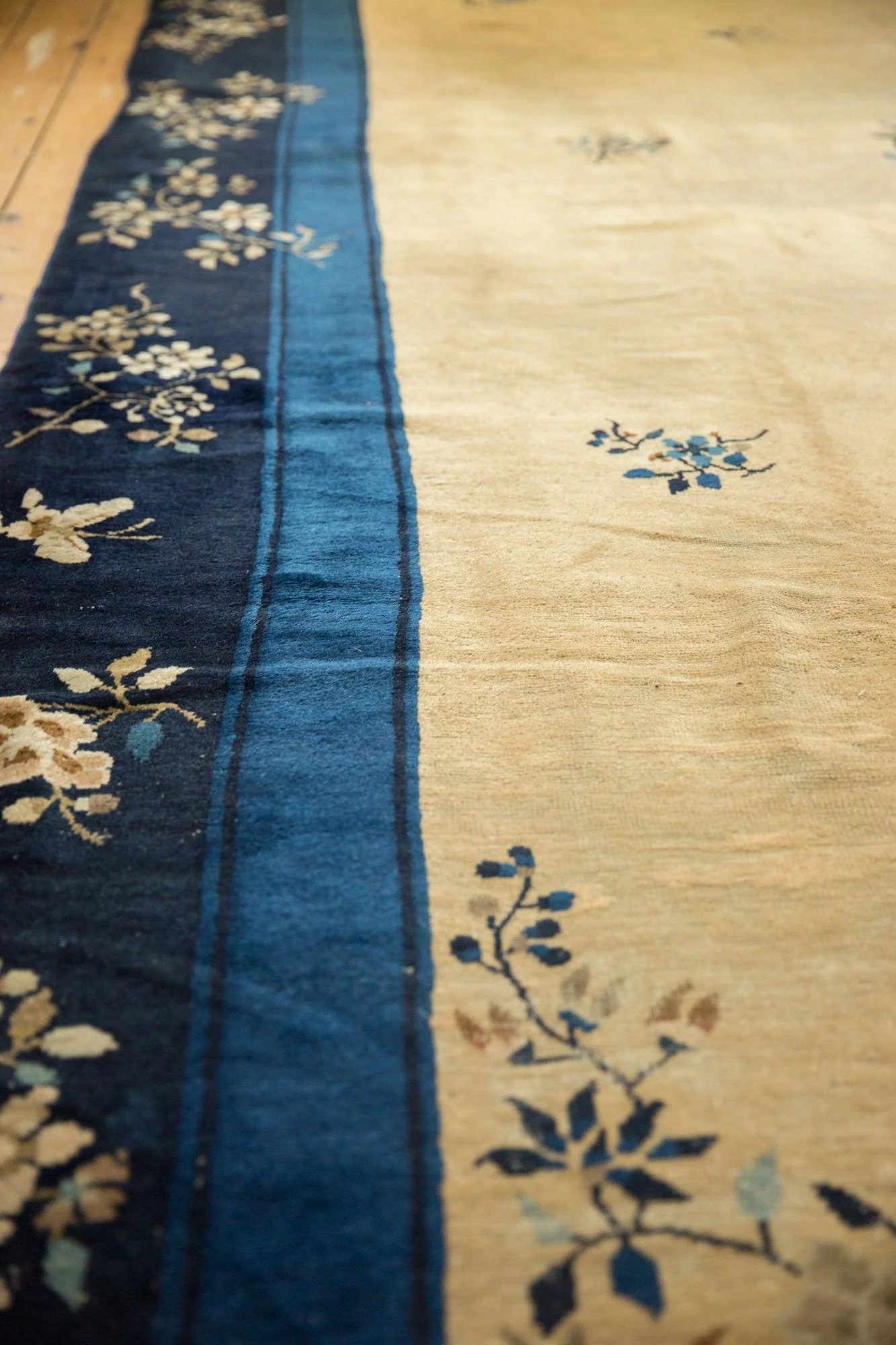 10x17.5 Vintage Peking Carpet - Image 7