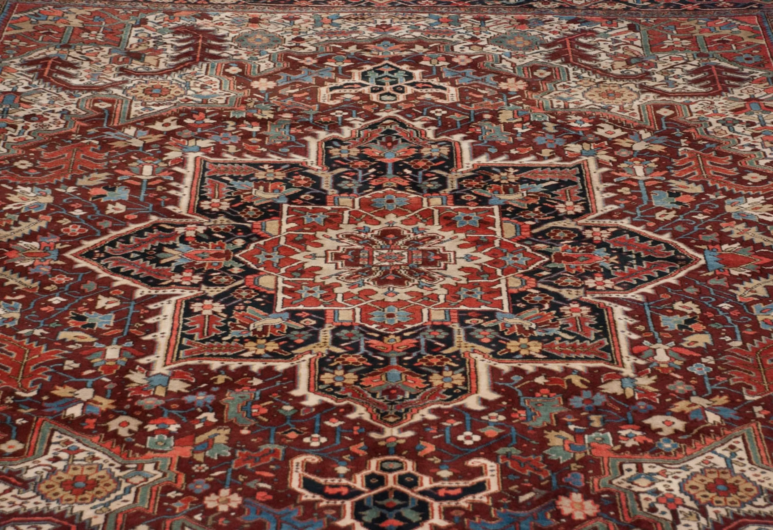 11.5x14 Vintage Heriz Carpet - Image 12