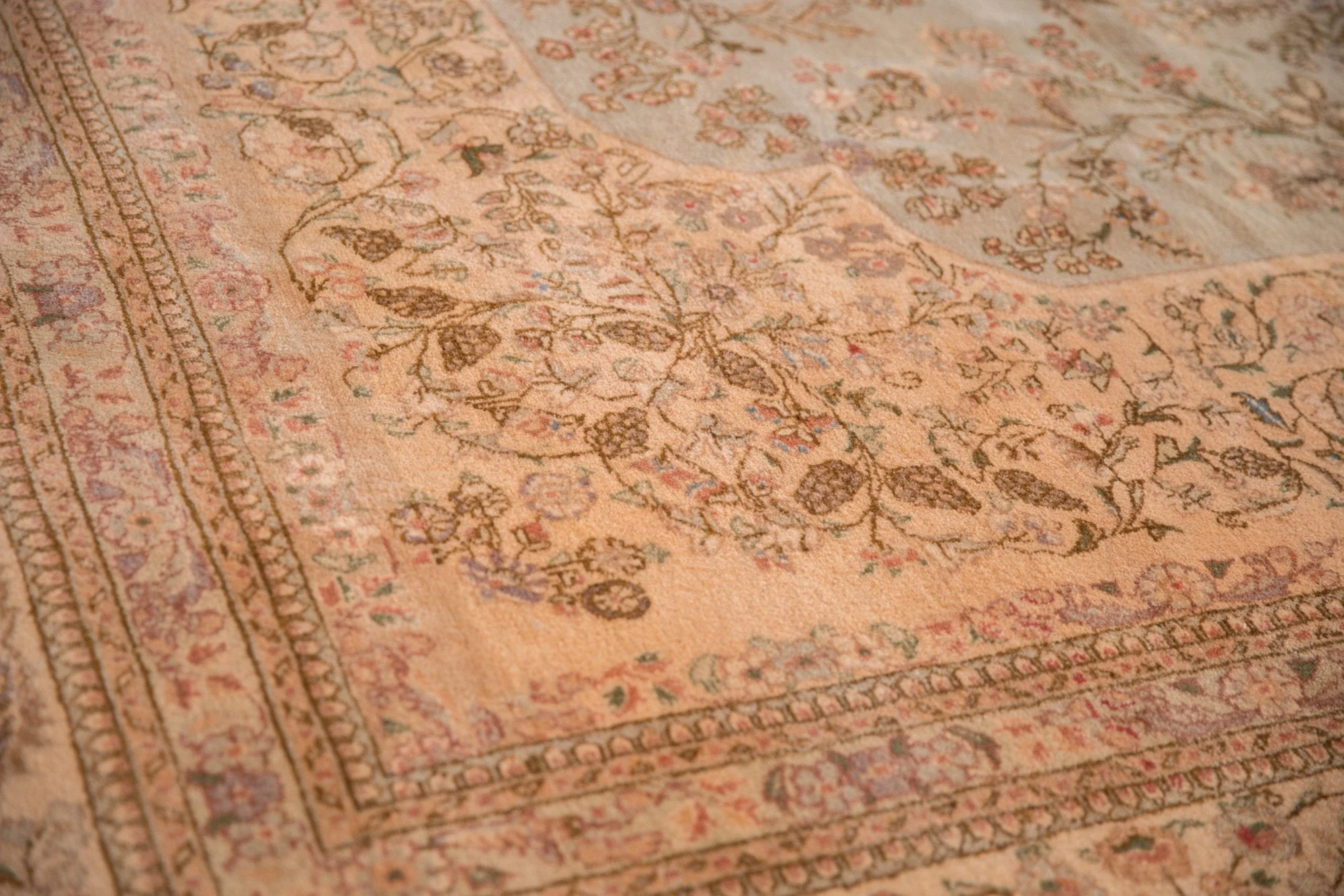 11.5x15 Vintage Tabriz Carpet - Image 4