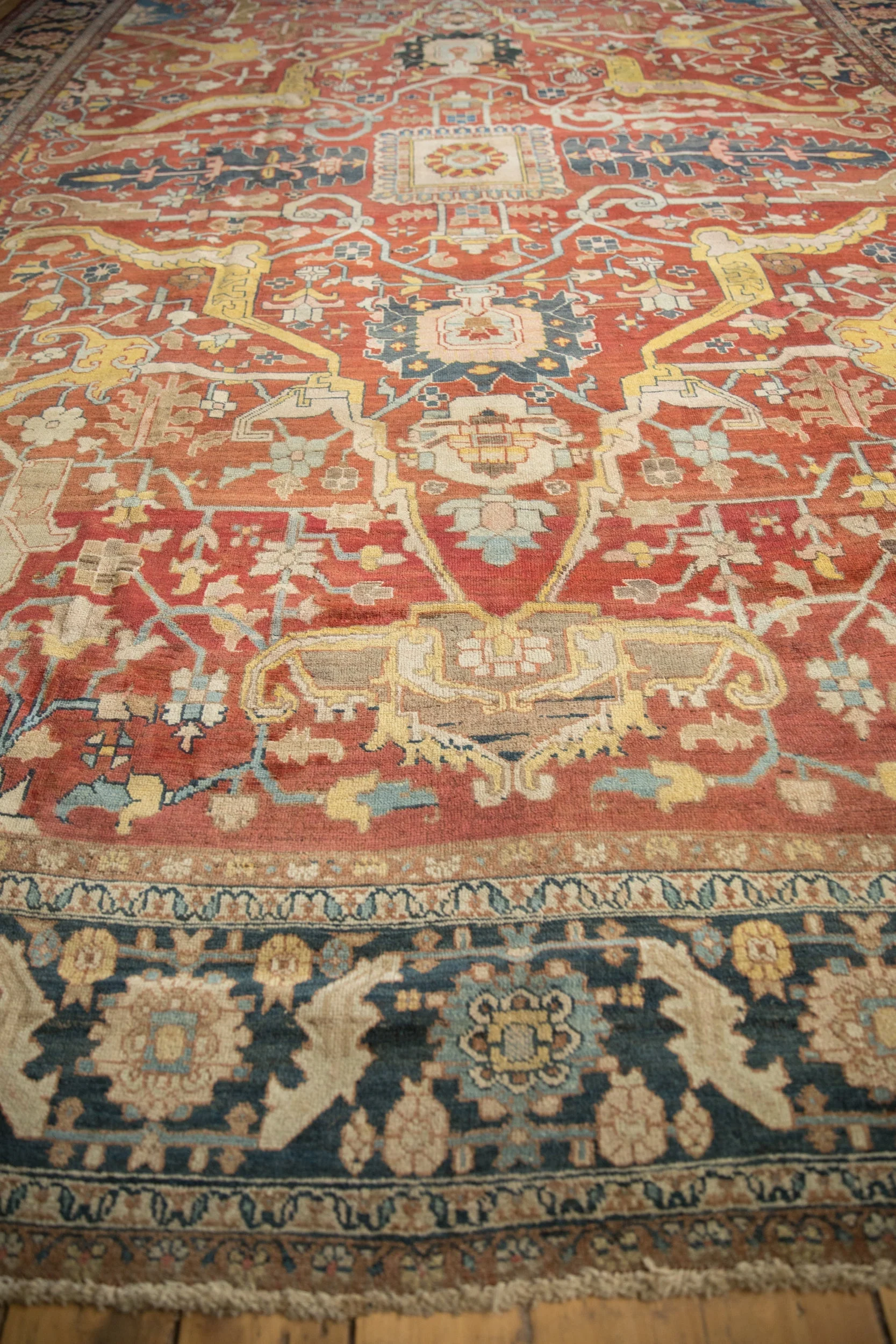 11.5x16.5 Antique Heriz Carpet - Image 6