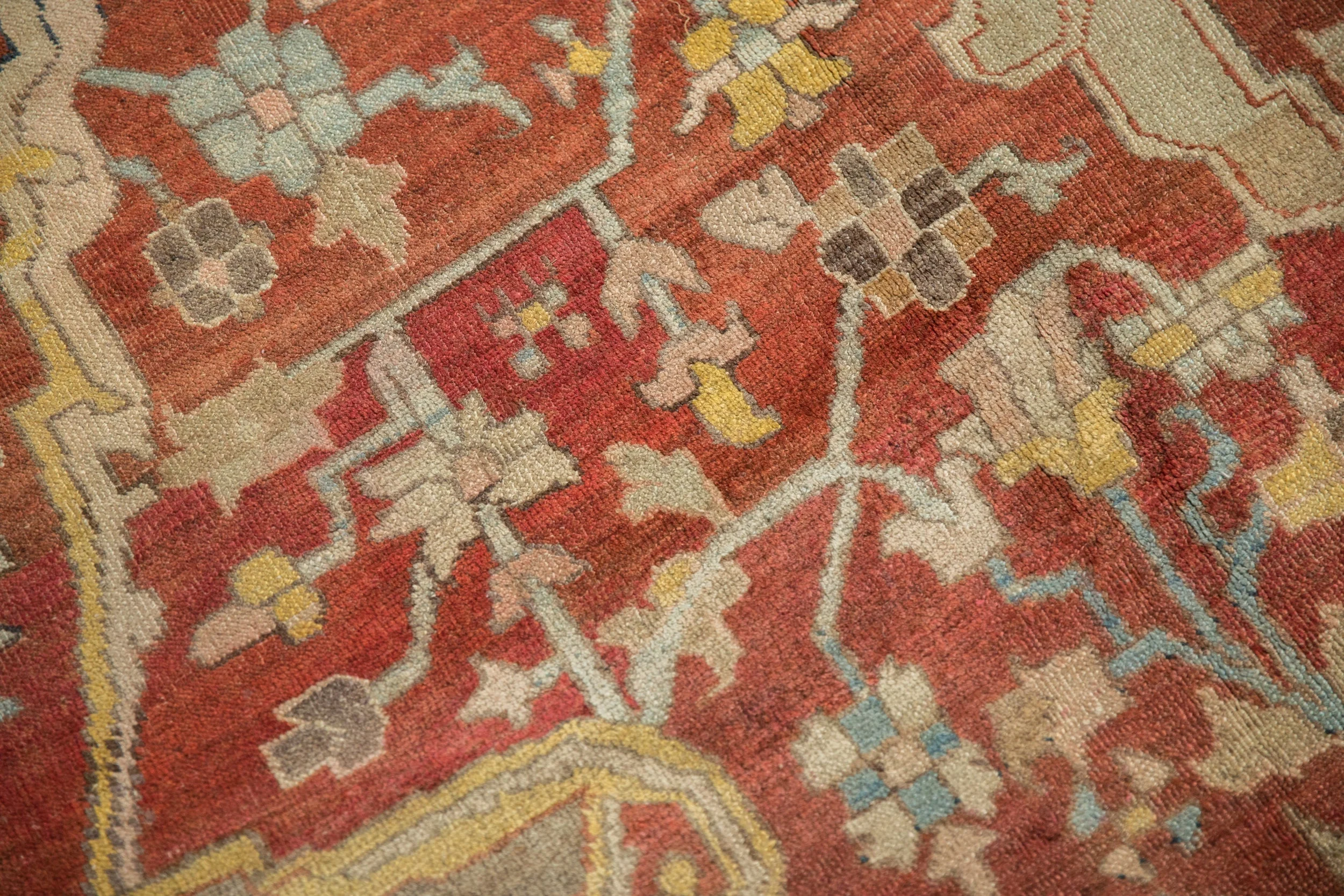 11.5x16.5 Antique Heriz Carpet - Image 7