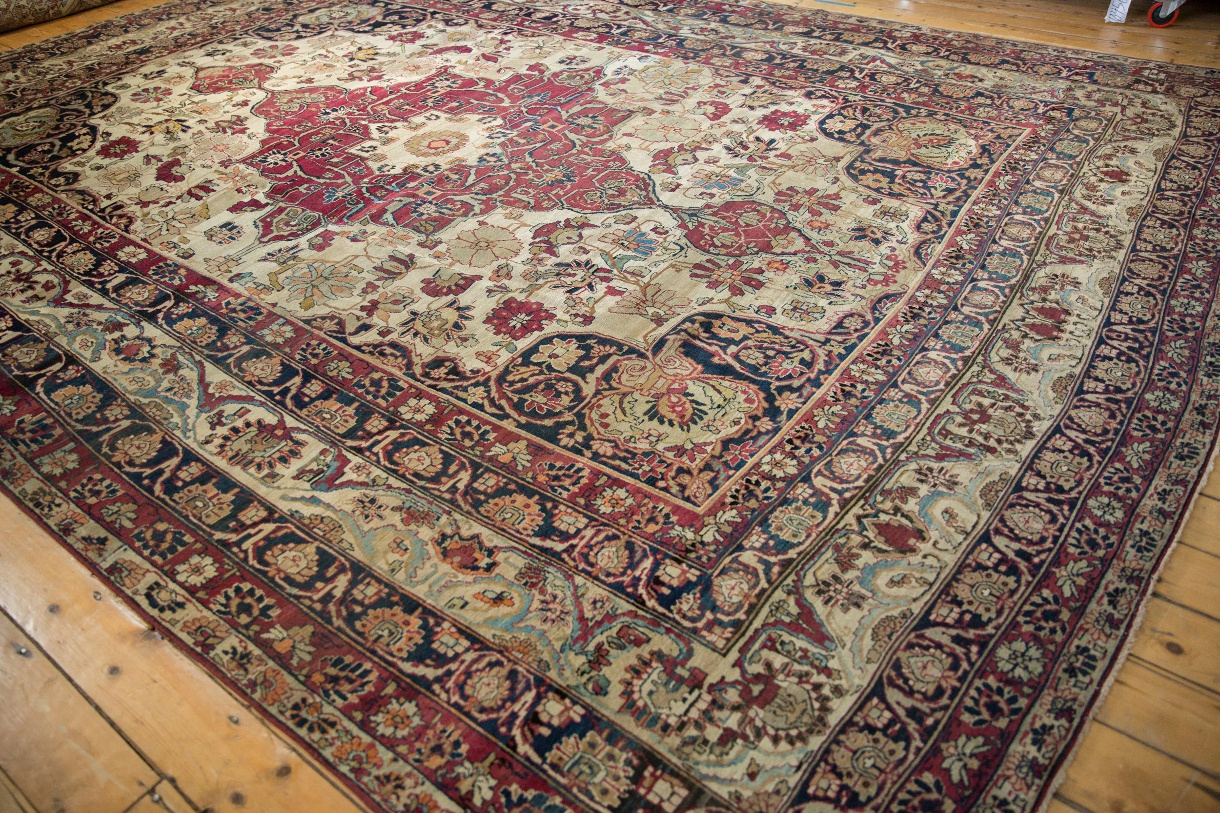 11.5x16 Antique Fine Kerman Carpet - Image 12