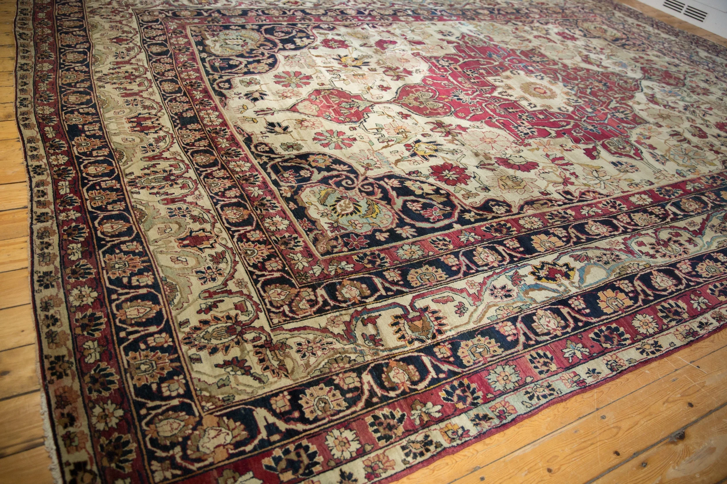 11.5x16 Antique Fine Kerman Carpet - Image 9