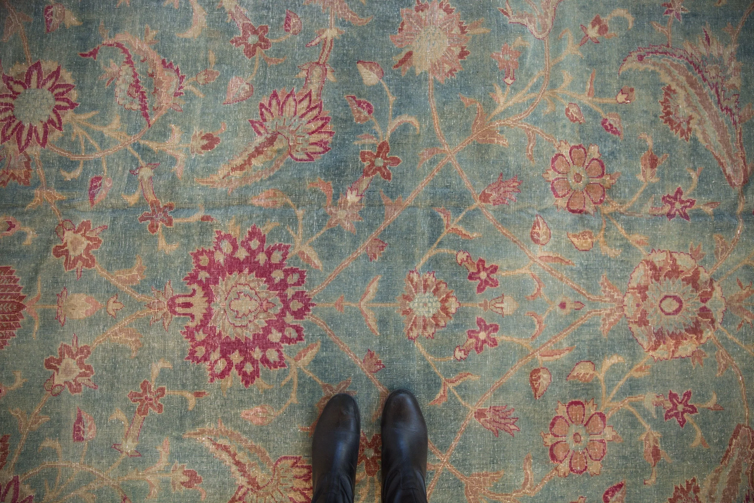 11.5x17 Vintage Distressed Yezd Carpet - Image 2