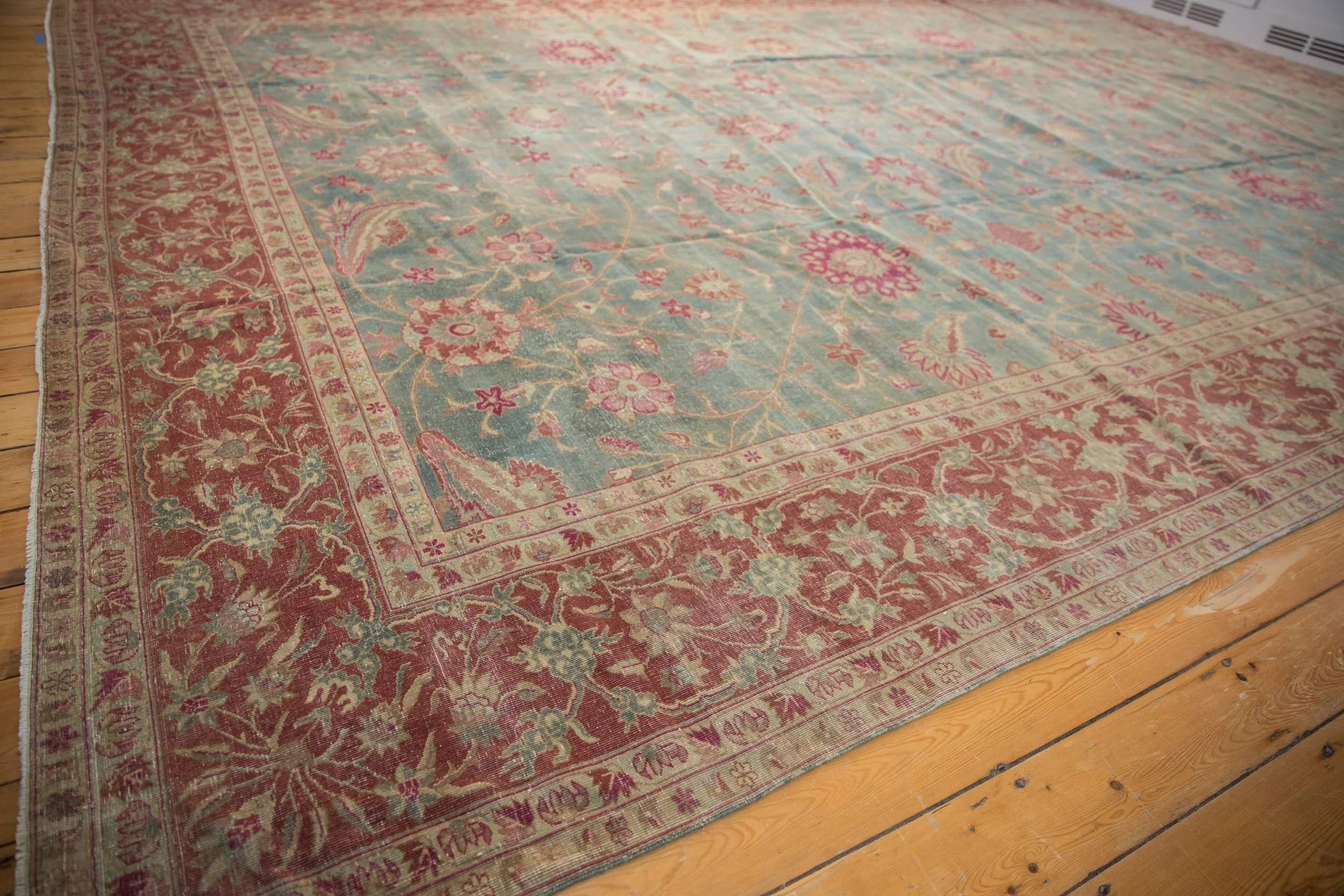 11.5x17 Vintage Distressed Yezd Carpet - Image 3
