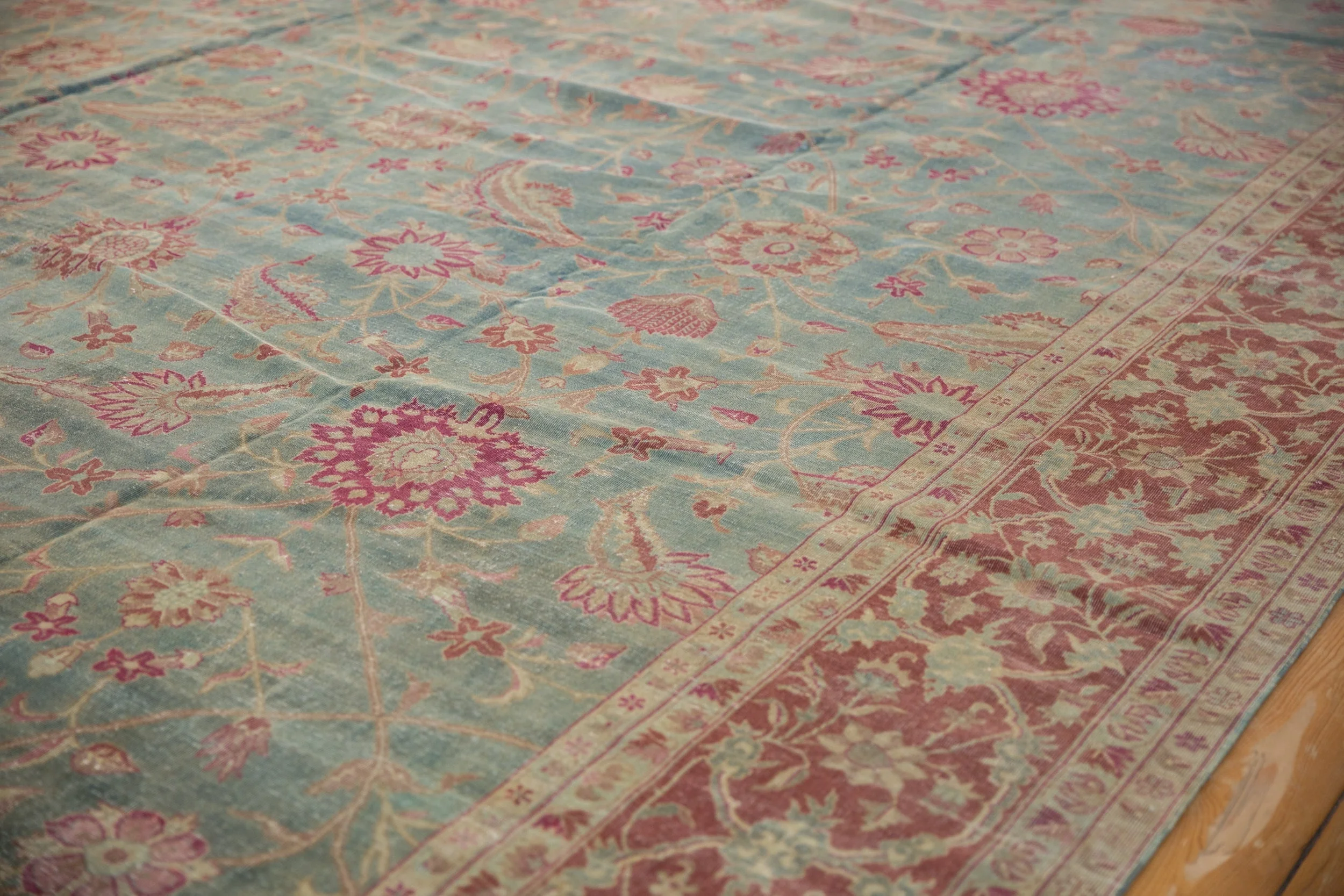 11.5x17 Vintage Distressed Yezd Carpet - Image 4