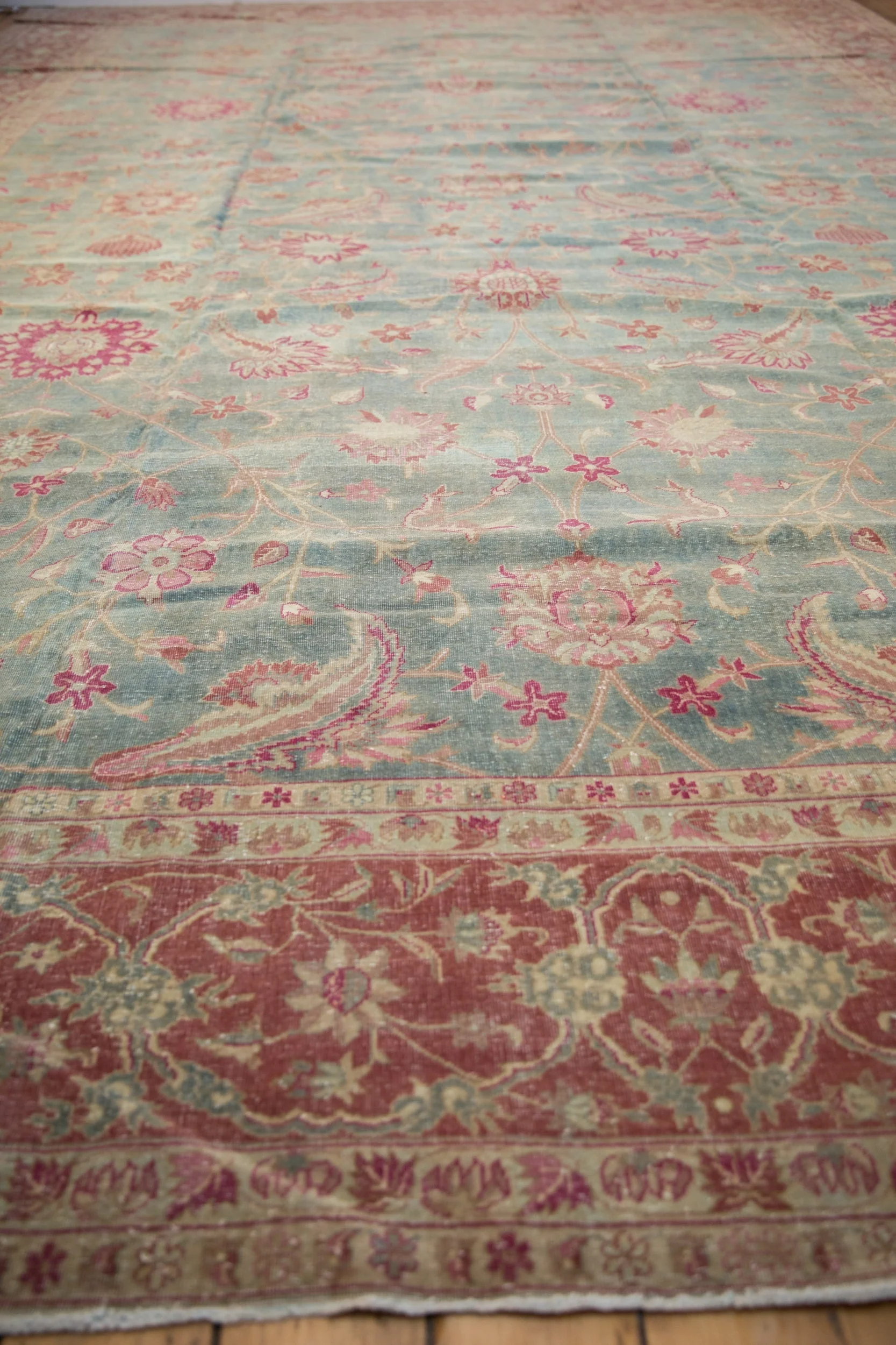 11.5x17 Vintage Distressed Yezd Carpet - Image 5