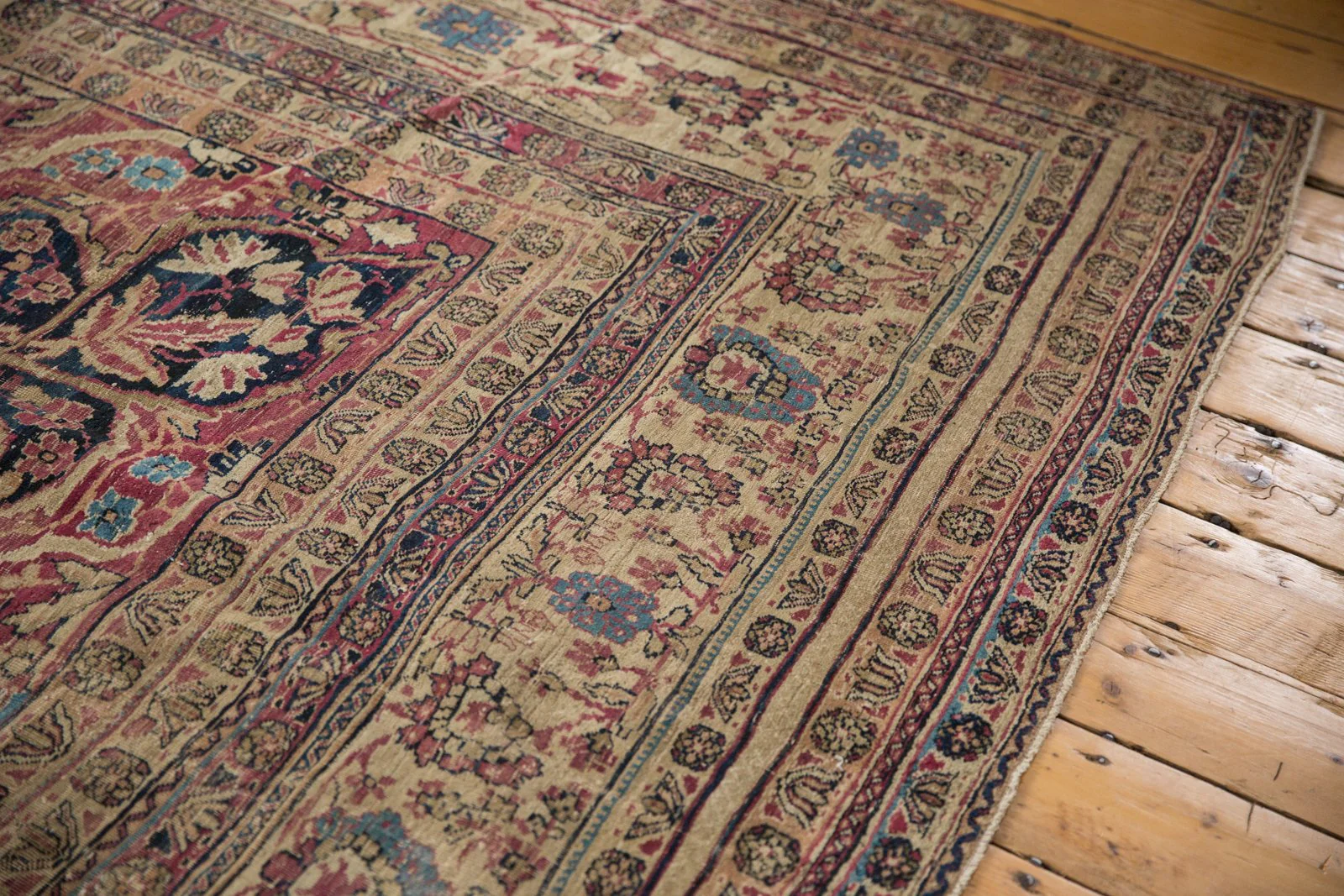 11.5x19.5 Antique Kermanshah Carpet - Image 9