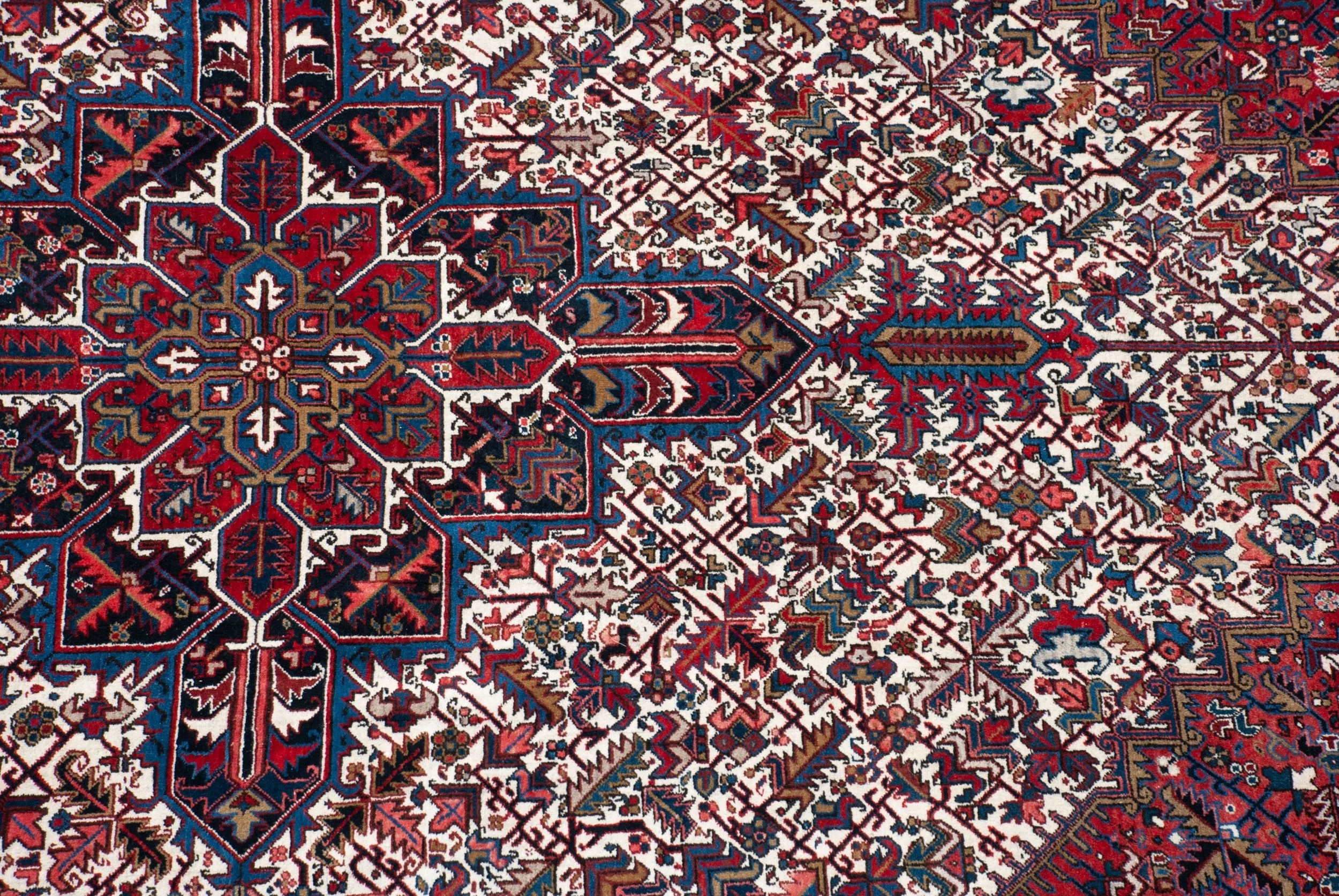 11.5x20.5 Vintage Mehrivan Carpet - Image 9