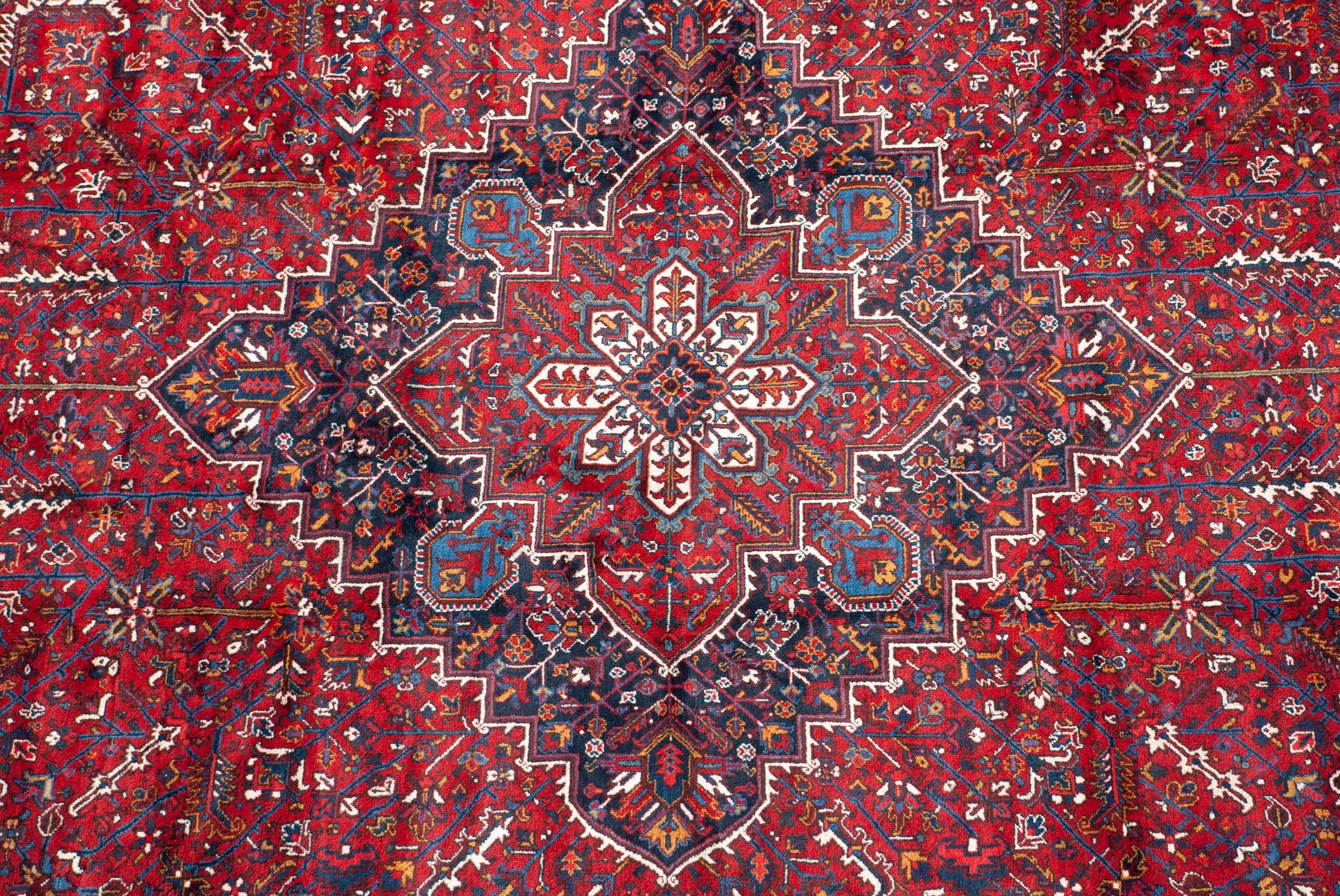 11.5x22.5 Vintage Mehrivan Carpet - Image 6