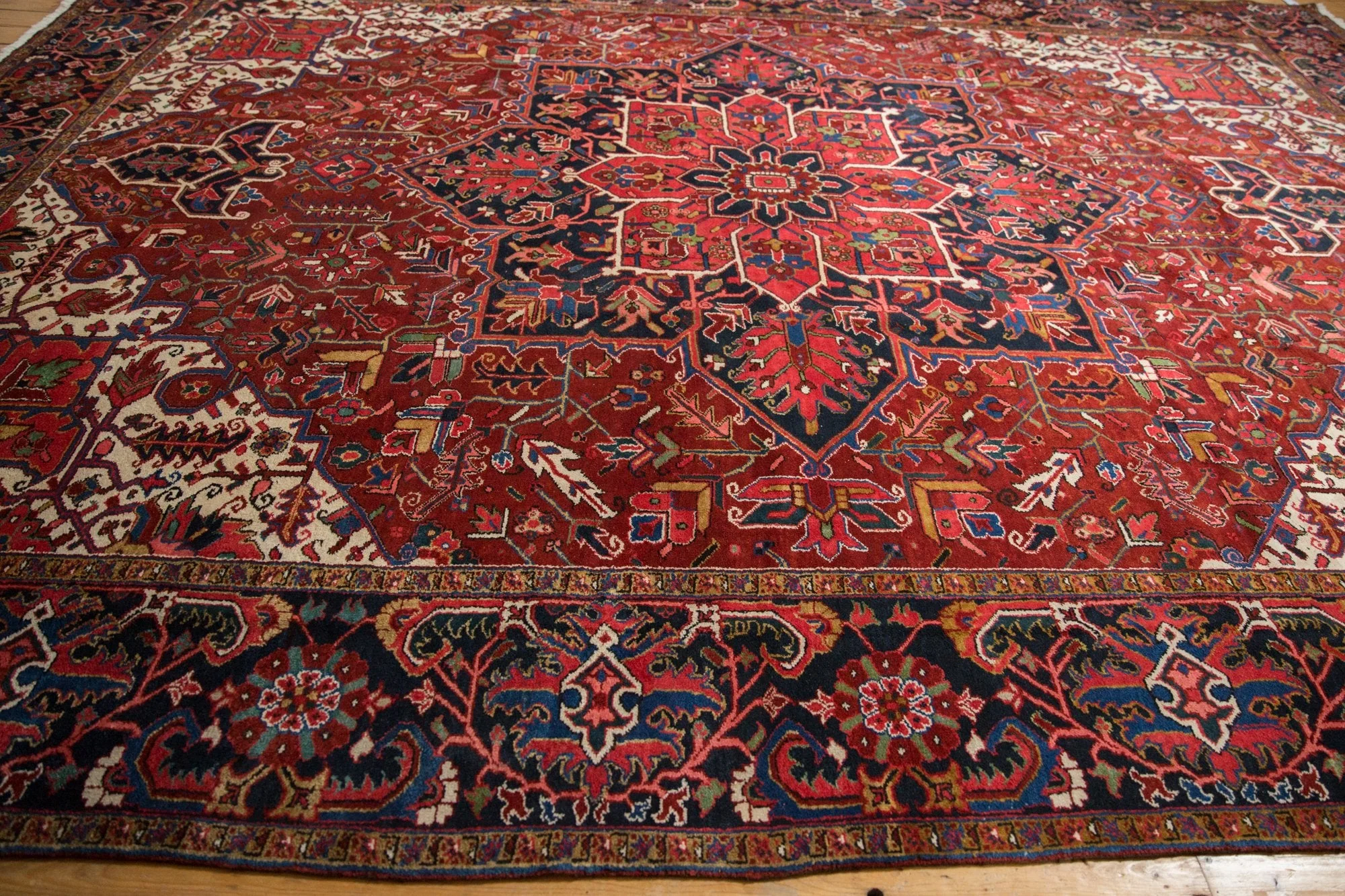 11x14.5 Vintage Ahar Carpet - Image 7