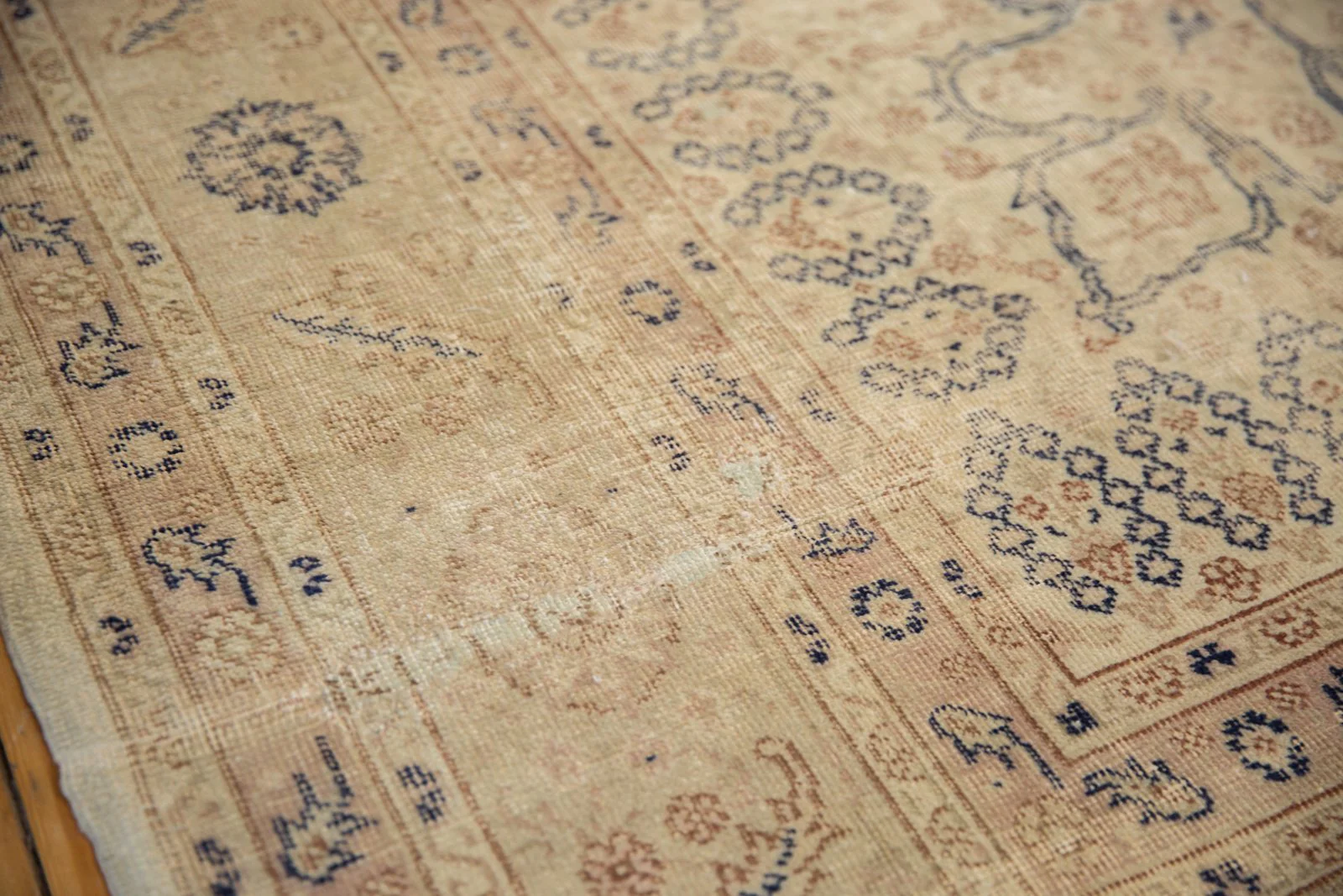 11x14.5 Vintage Distressed Sparta Carpet - Image 10
