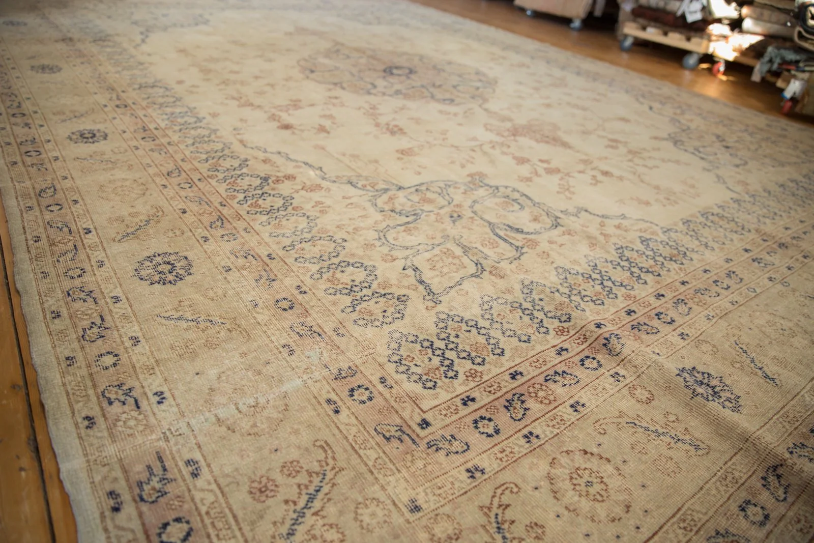 11x14.5 Vintage Distressed Sparta Carpet - Image 9