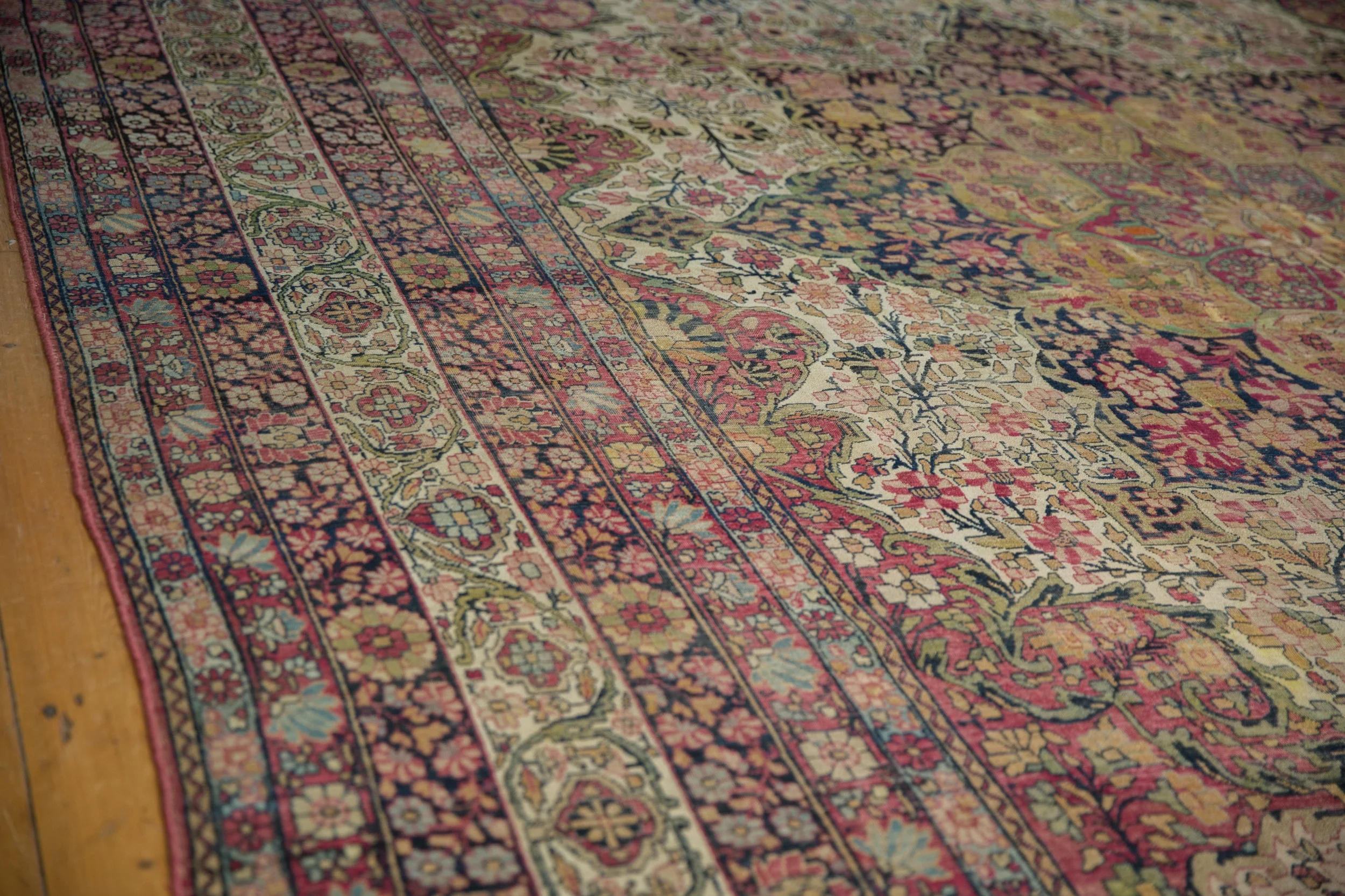 11x15 Antique Kermanshah Carpet - Image 4