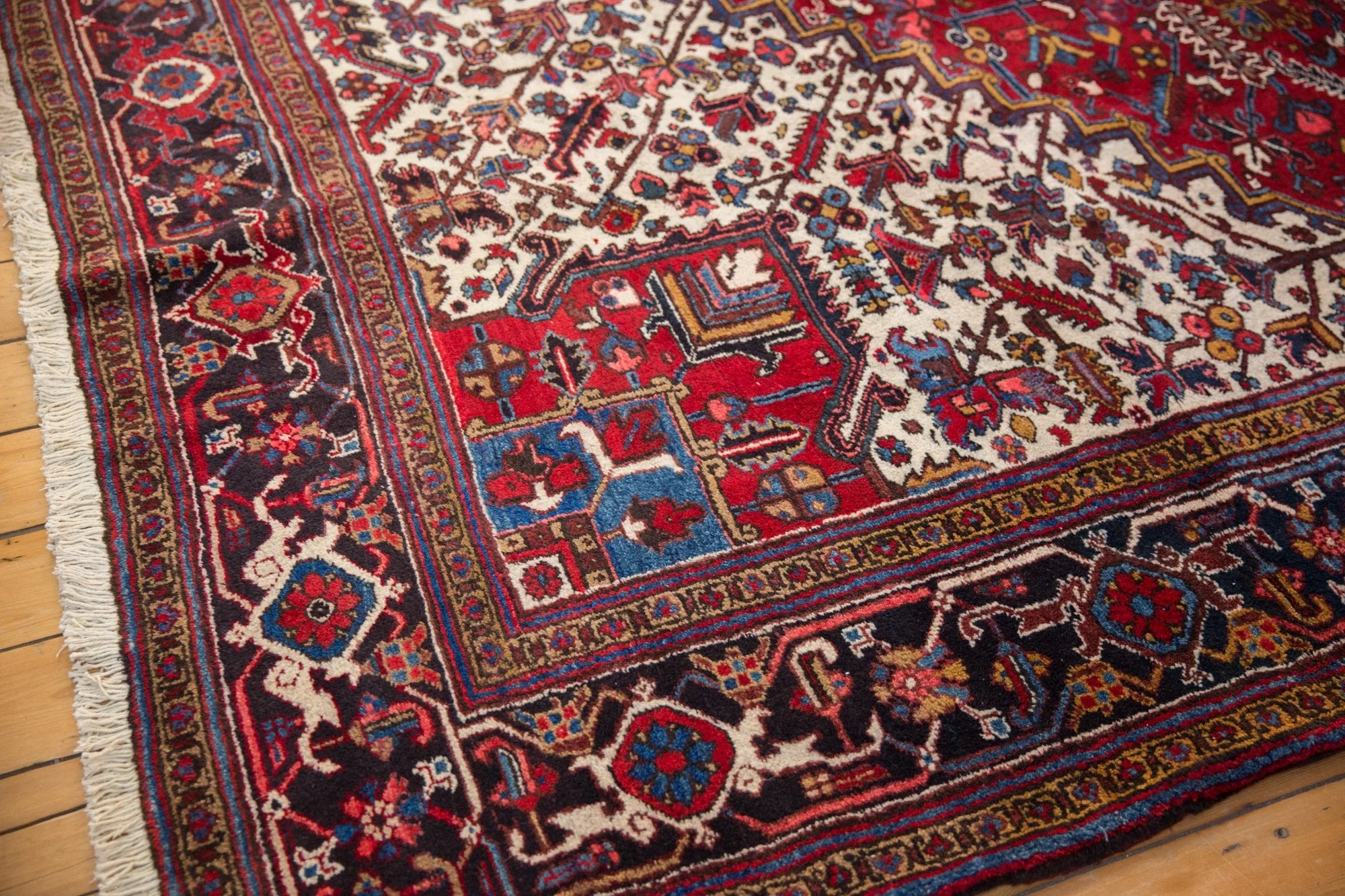 12.5x12.5 Vintage Mehrivan Square Carpet - Image 4