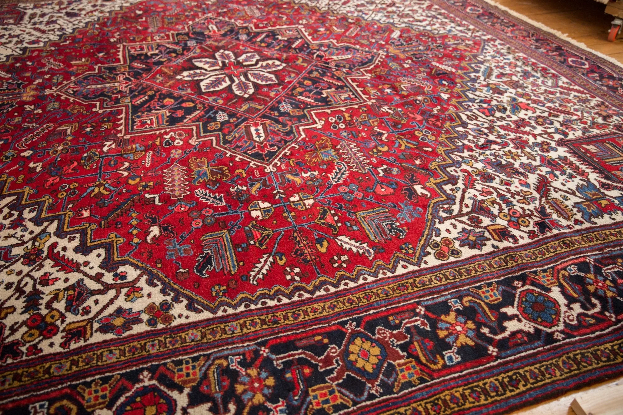 12.5x12.5 Vintage Mehrivan Square Carpet - Image 8