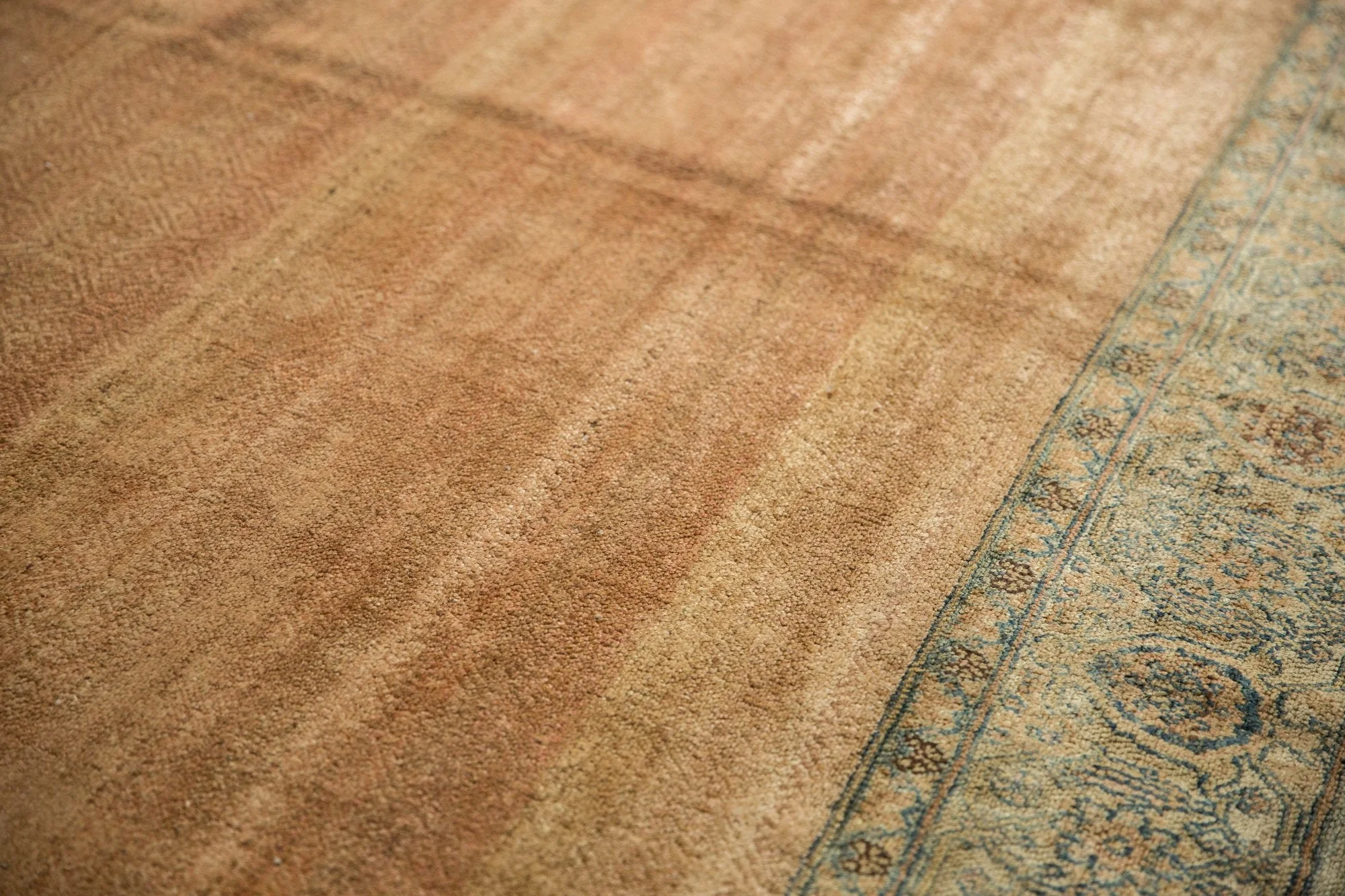 12.5x20 Antique Distressed Bibikabad Carpet - Image 5