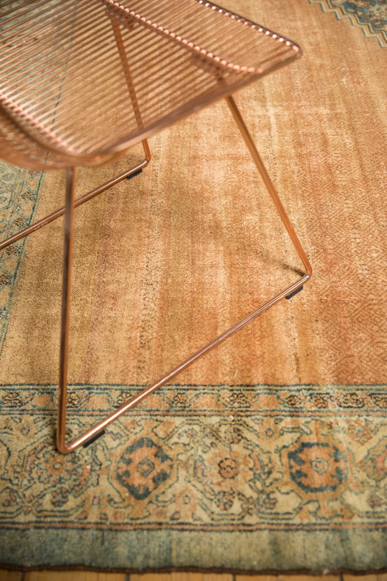 12.5x20 Antique Distressed Bibikabad Carpet - Image 9