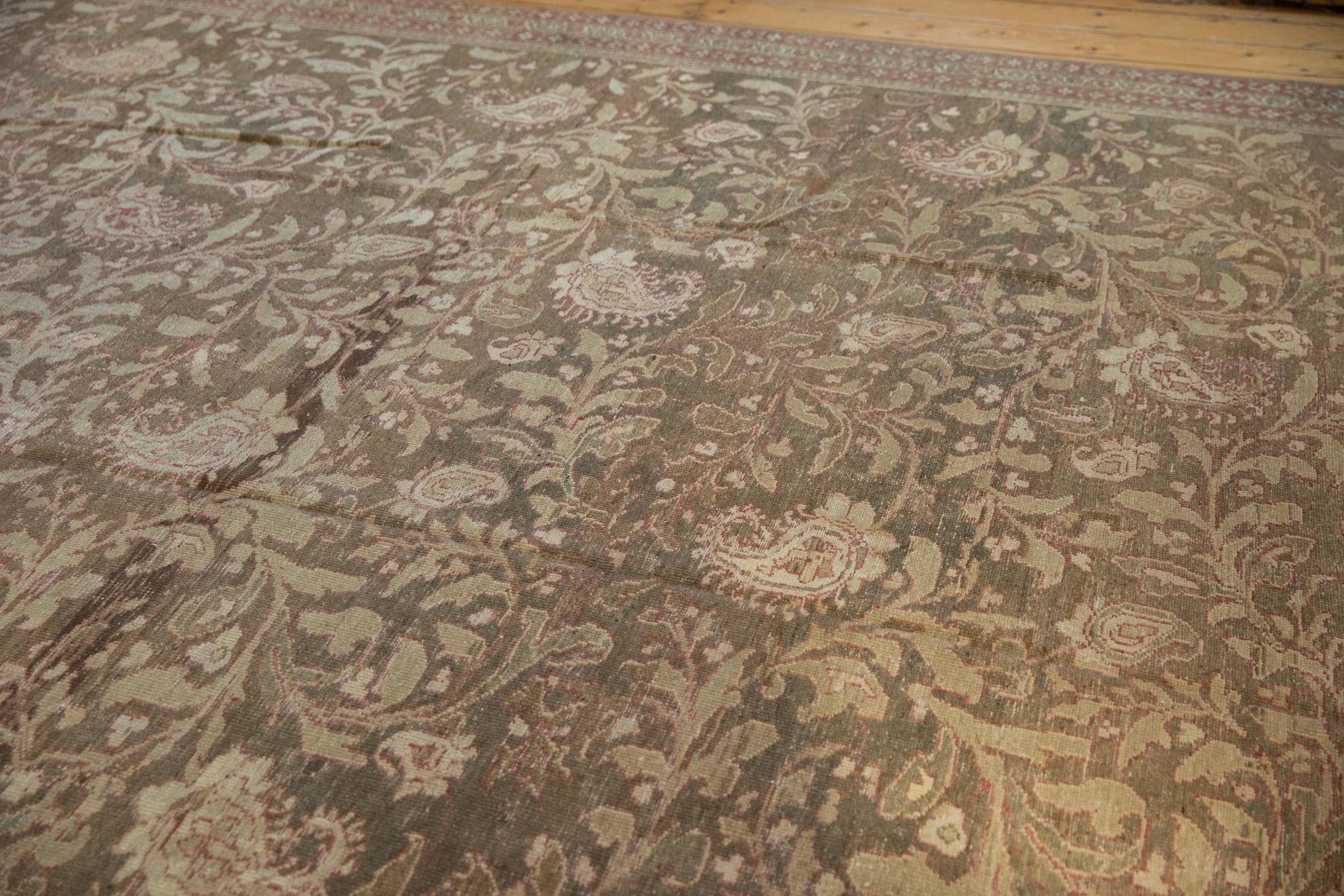 12x15 Vintage Distressed Malayer Carpet - Image 4