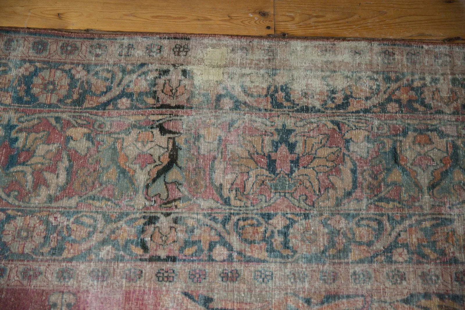 12x18.5 Antique Distressed Kermanshah Carpet - Image 12