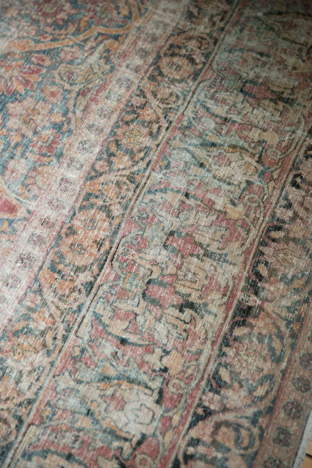 12x18.5 Antique Distressed Kermanshah Carpet - Image 20