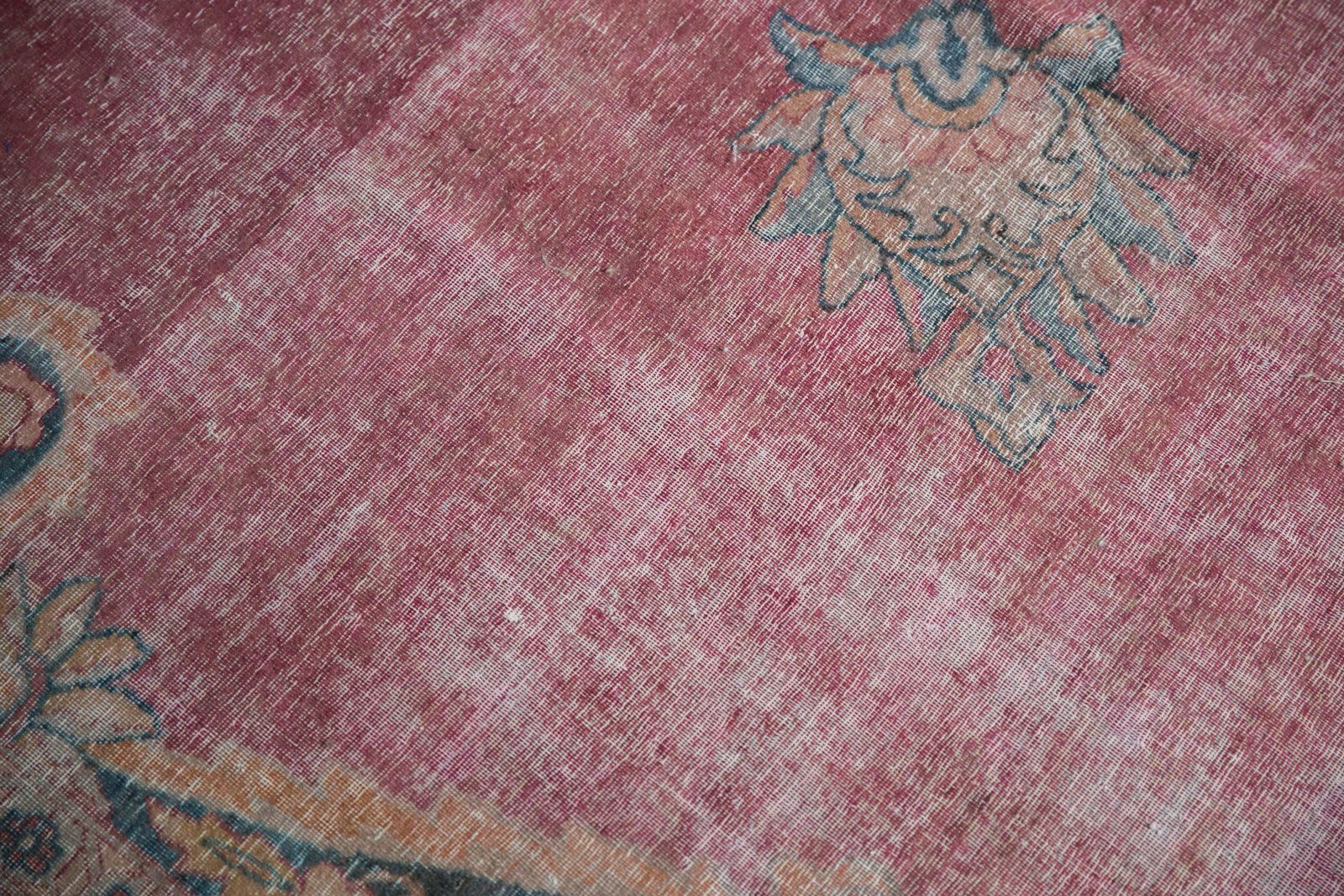 12x18.5 Antique Distressed Kermanshah Carpet - Image 23