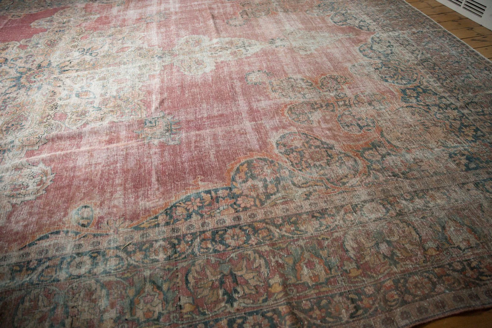 12x18.5 Antique Distressed Kermanshah Carpet - Image 6