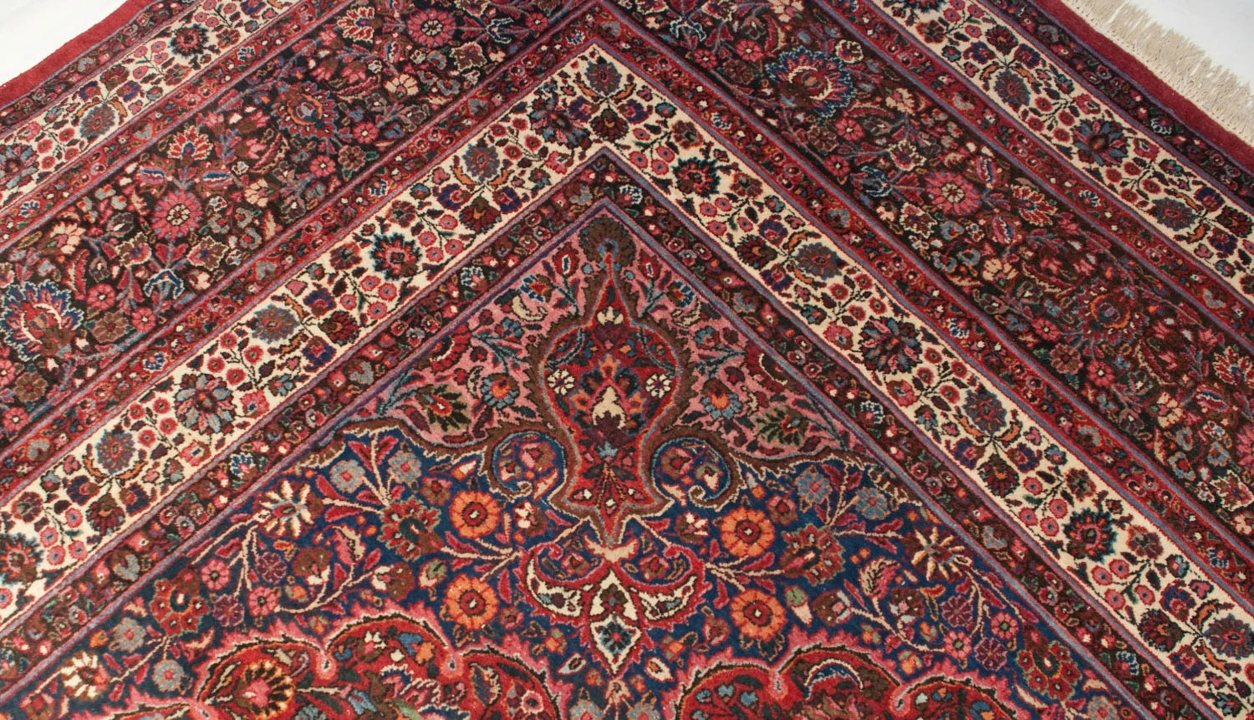 12x19.5 Vintage Fine Meshed Carpet - Image 6