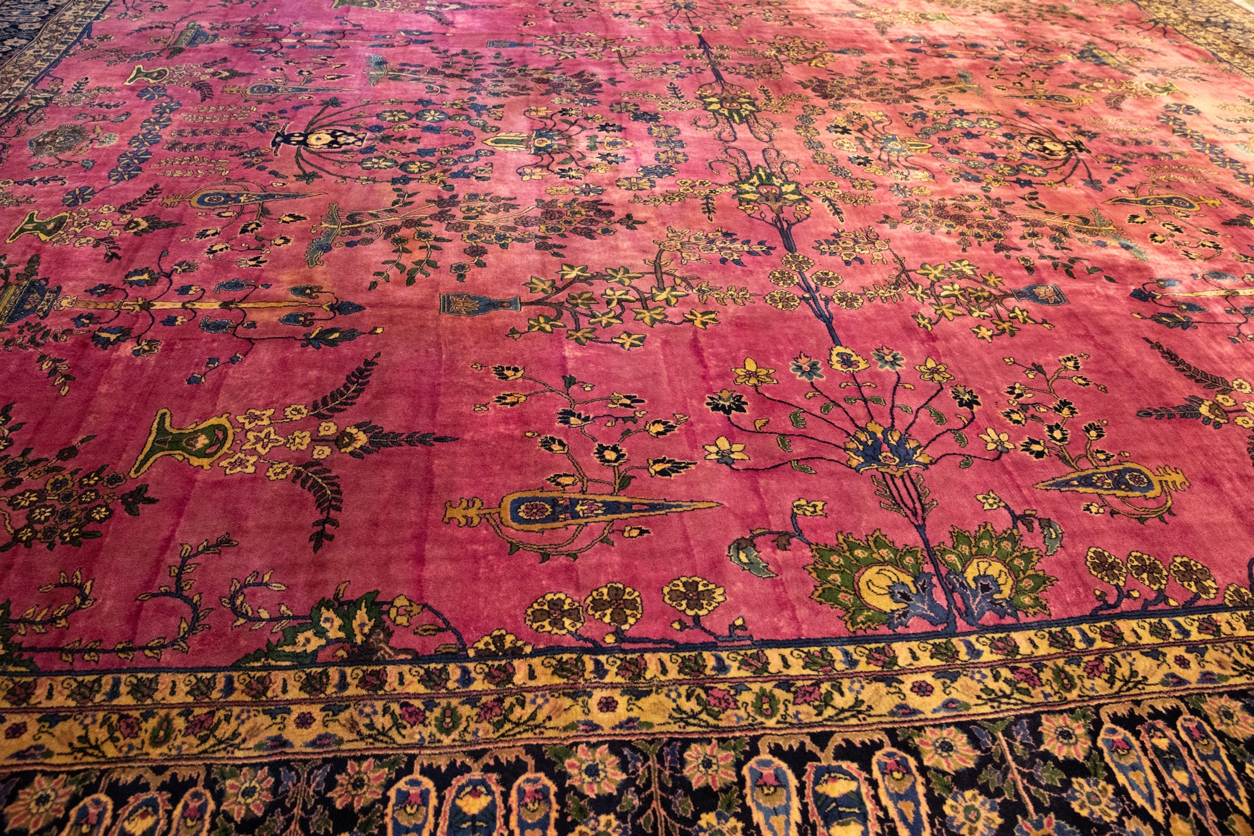 14.5x18.5 Vintage Meshed Carpet - Image 15