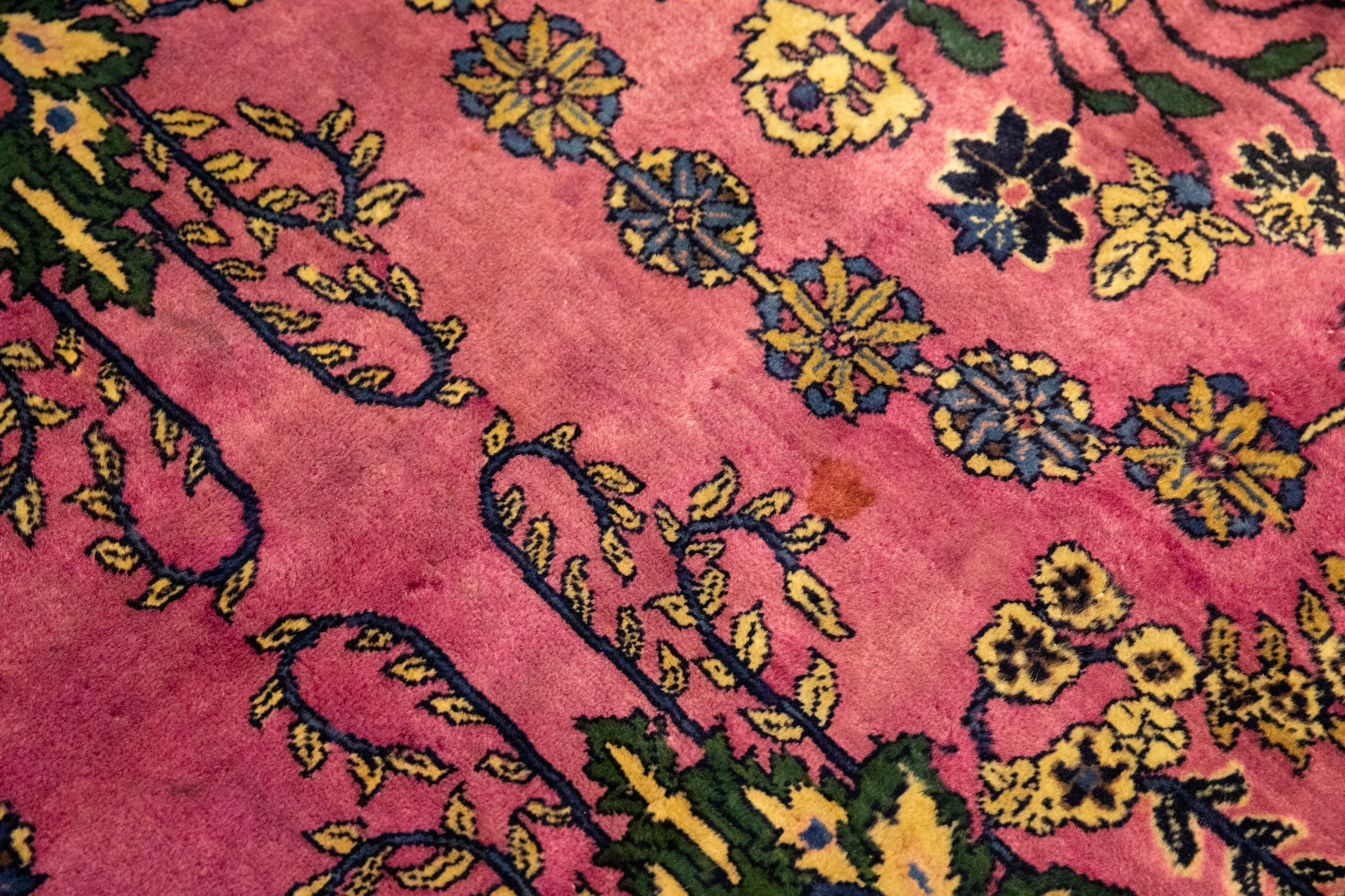 14.5x18.5 Vintage Meshed Carpet - Image 19