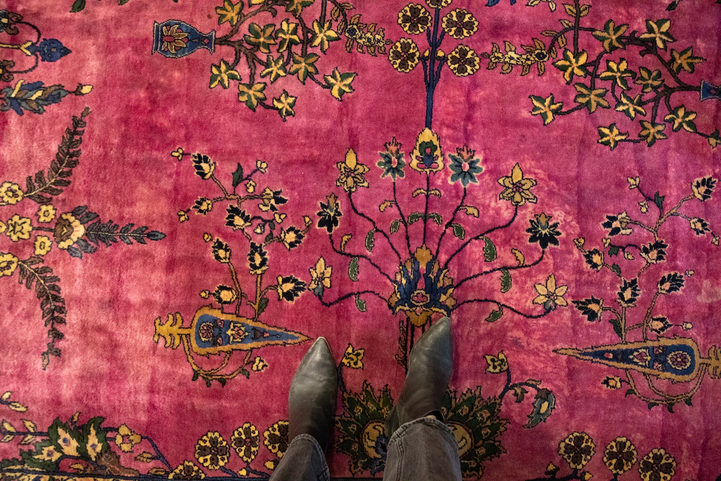 14.5x18.5 Vintage Meshed Carpet - Image 2