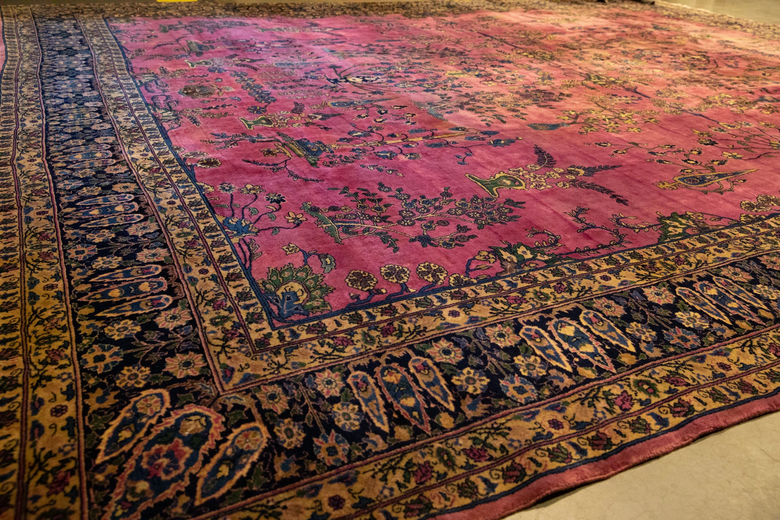 14.5x18.5 Vintage Meshed Carpet - Image 7