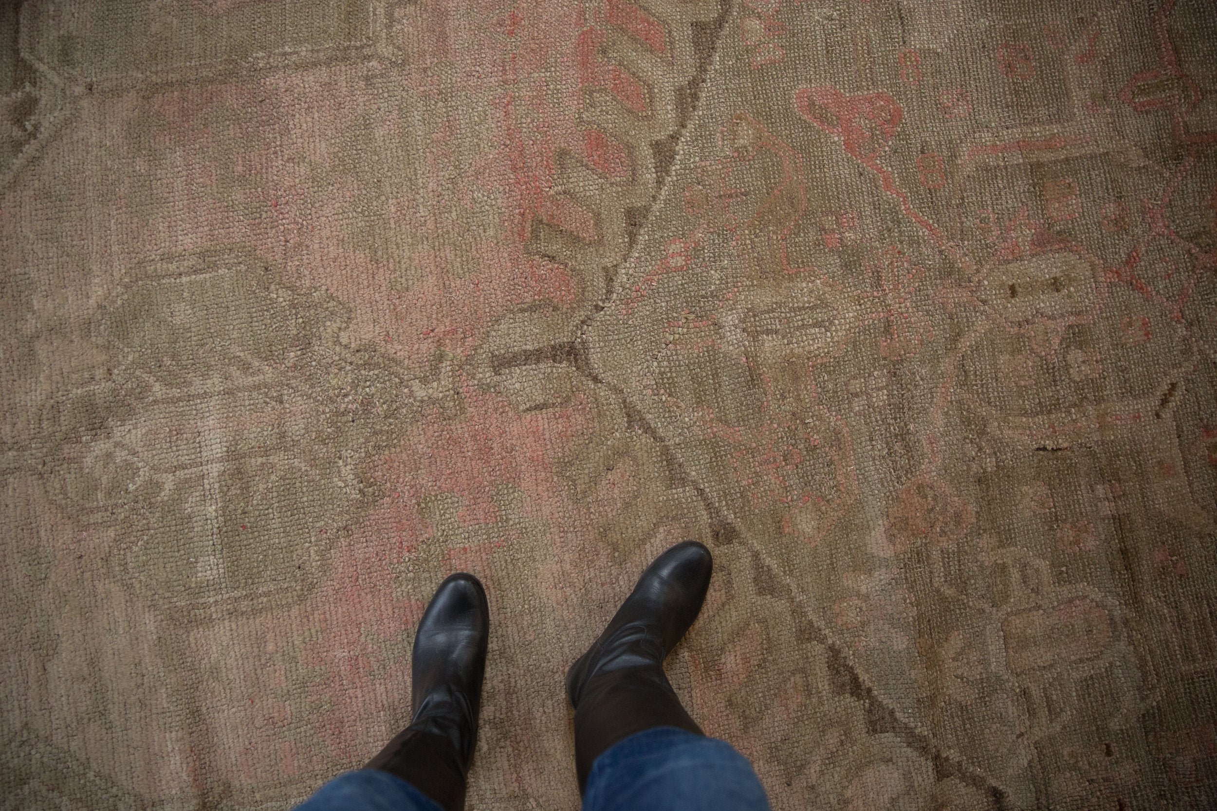 15.5x19.5 Vintage Distressed Oushak Carpet - Image 2