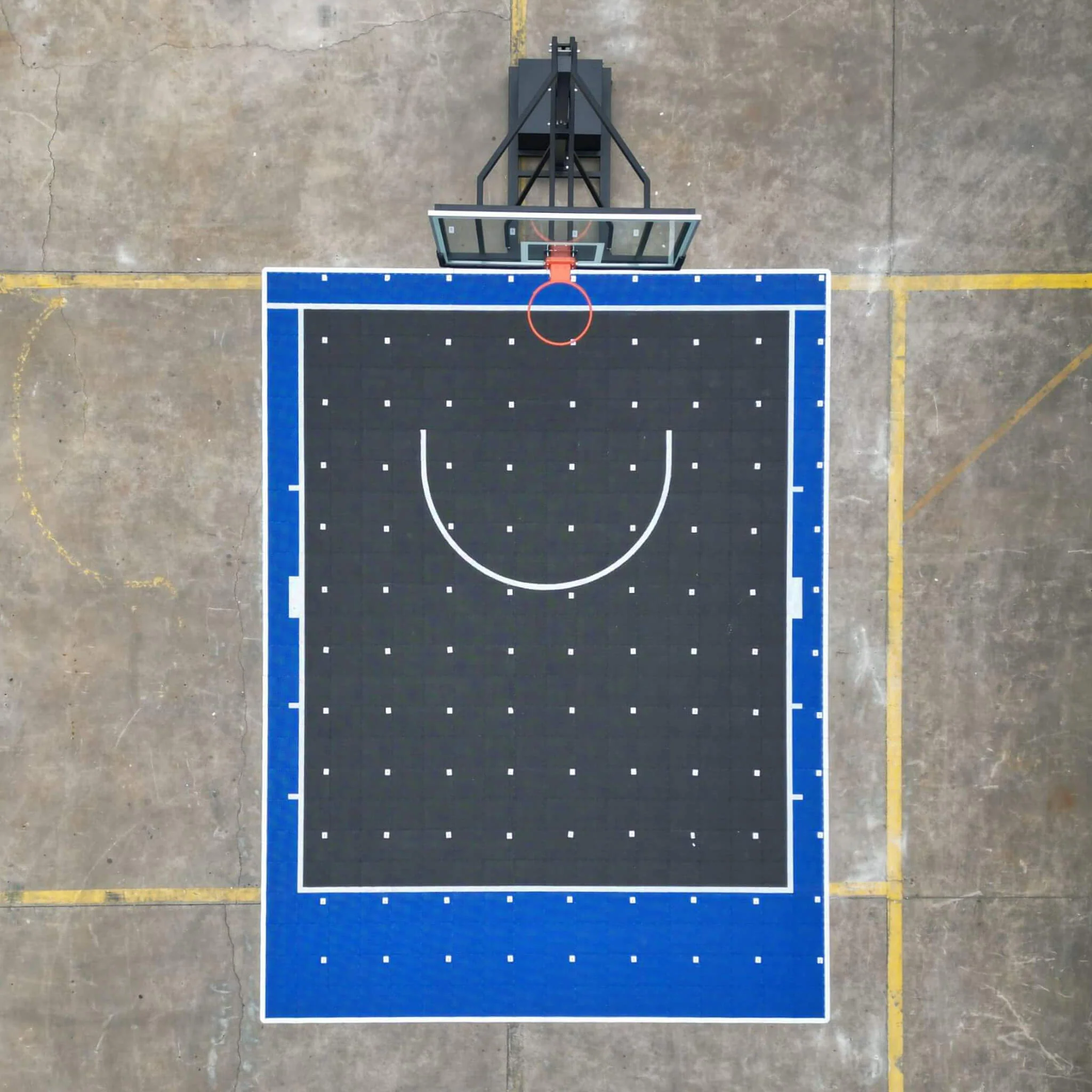[18X24FT] Heavy-Duty Portable Adjustable Basketball Hoop With Court (SAK72980) - Image 4