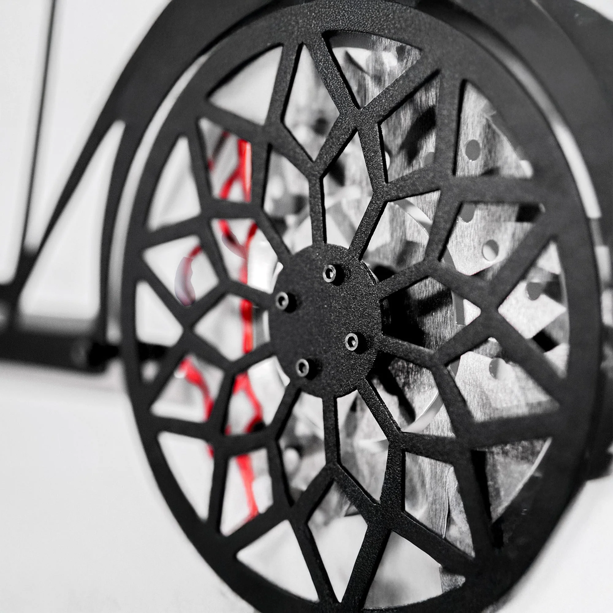 1979 Pontiac Trans Am Metal Wall Art – Spinning Wheel Edition-KAFMEKA001 - Image 3