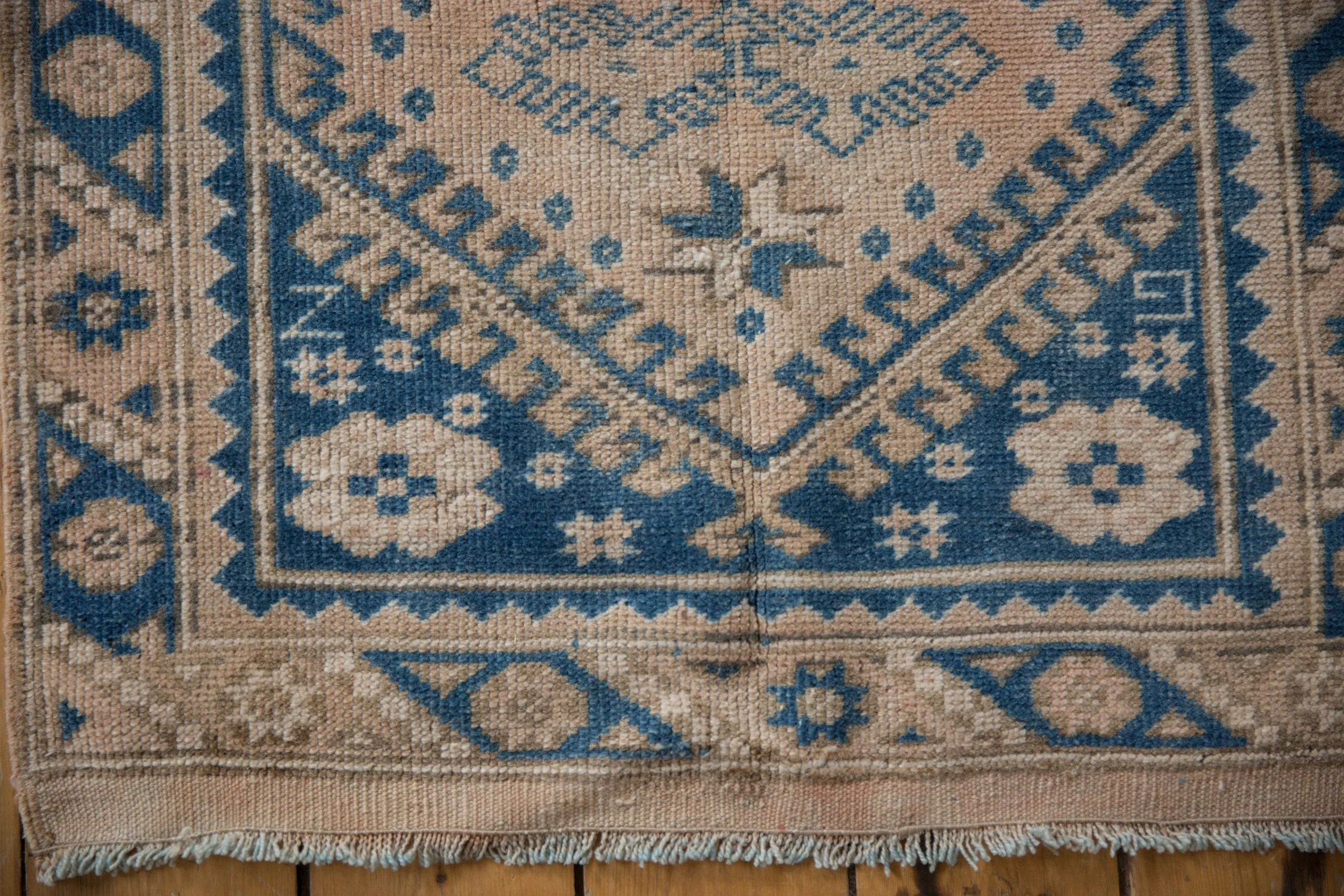2.5x10.5 Vintage Distressed Melas Rug Runner - Image 5