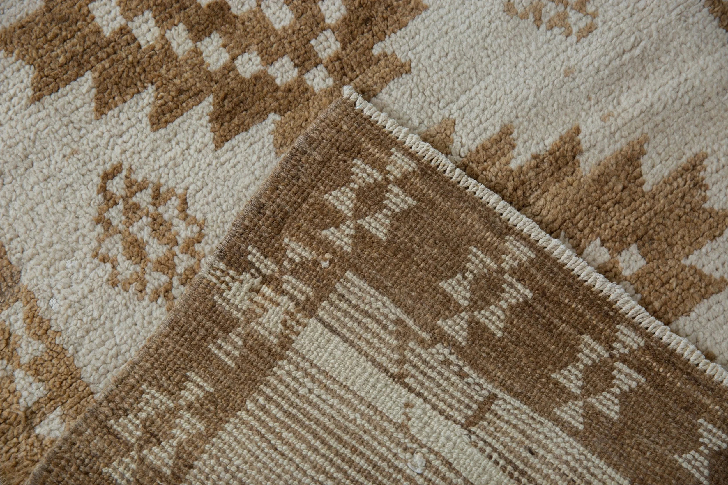 2.5x10 Vintage Distressed Kars Rug Runner - Image 11