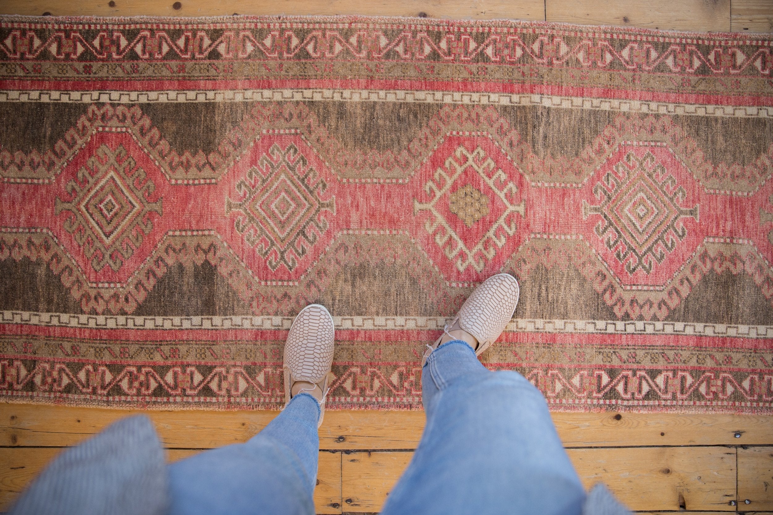 2.5x10 Vintage Distressed Oushak Rug Runner - Image 4