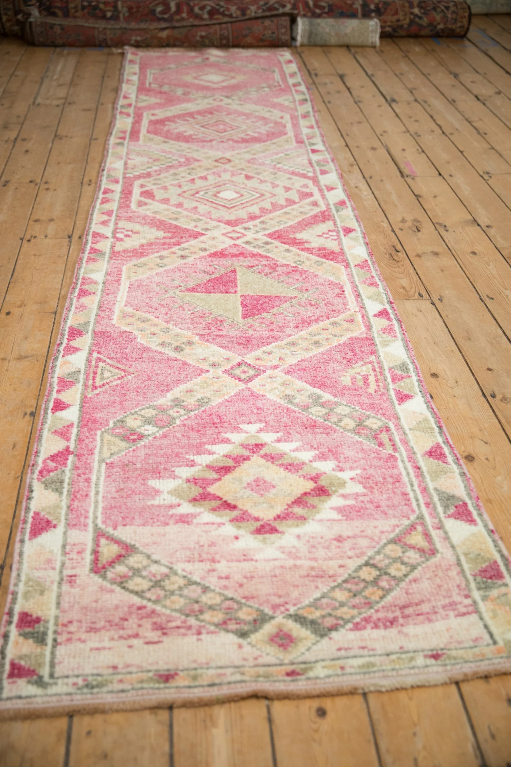 2.5x11.5 Vintage Distressed Kurd Rug Runner - Image 4