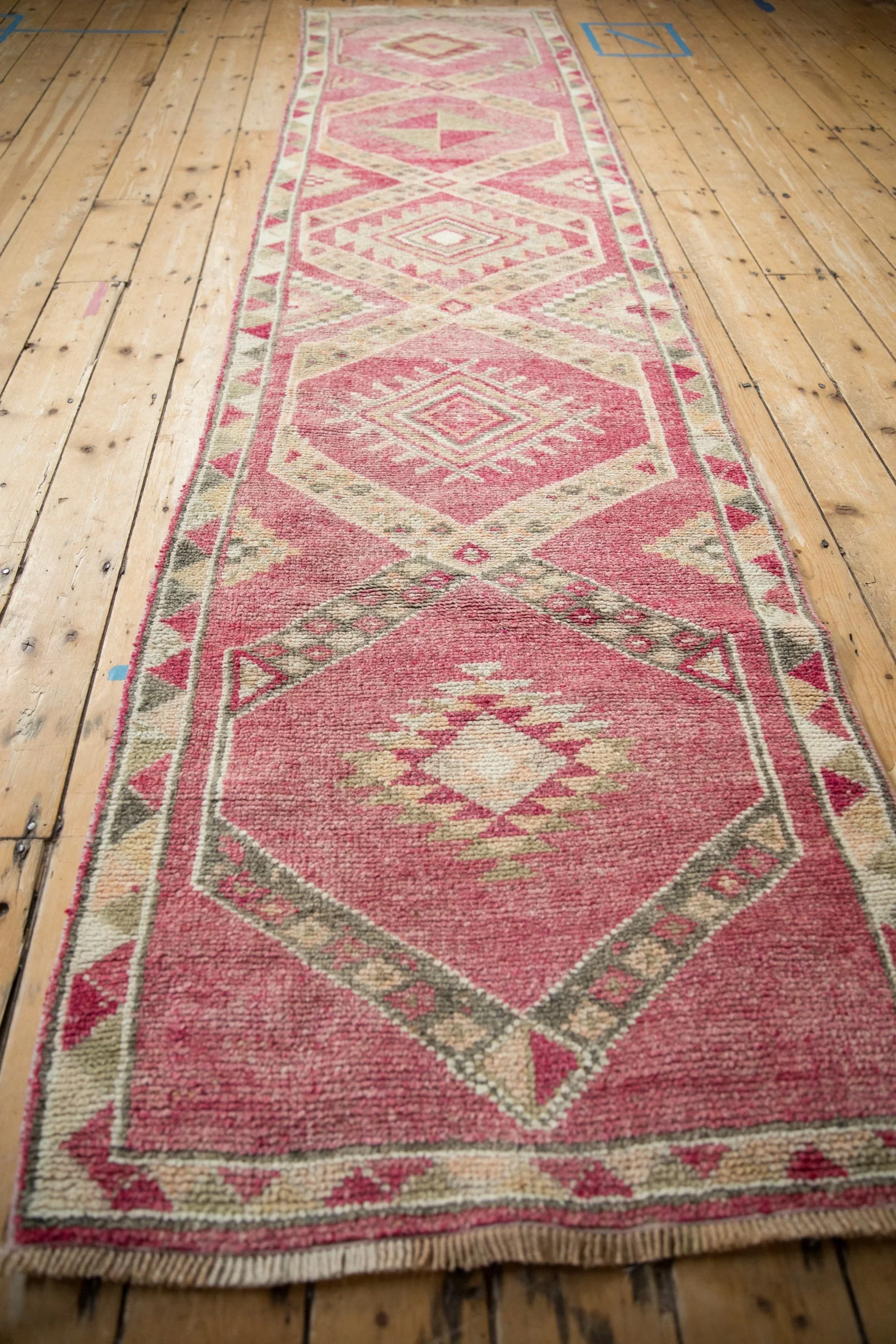 2.5x11.5 Vintage Distressed Kurd Rug Runner - Image 7