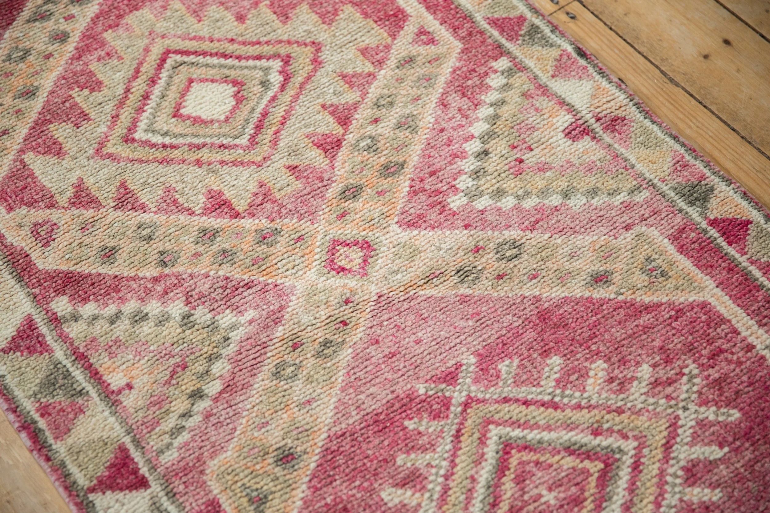 2.5x11.5 Vintage Distressed Kurd Rug Runner - Image 9
