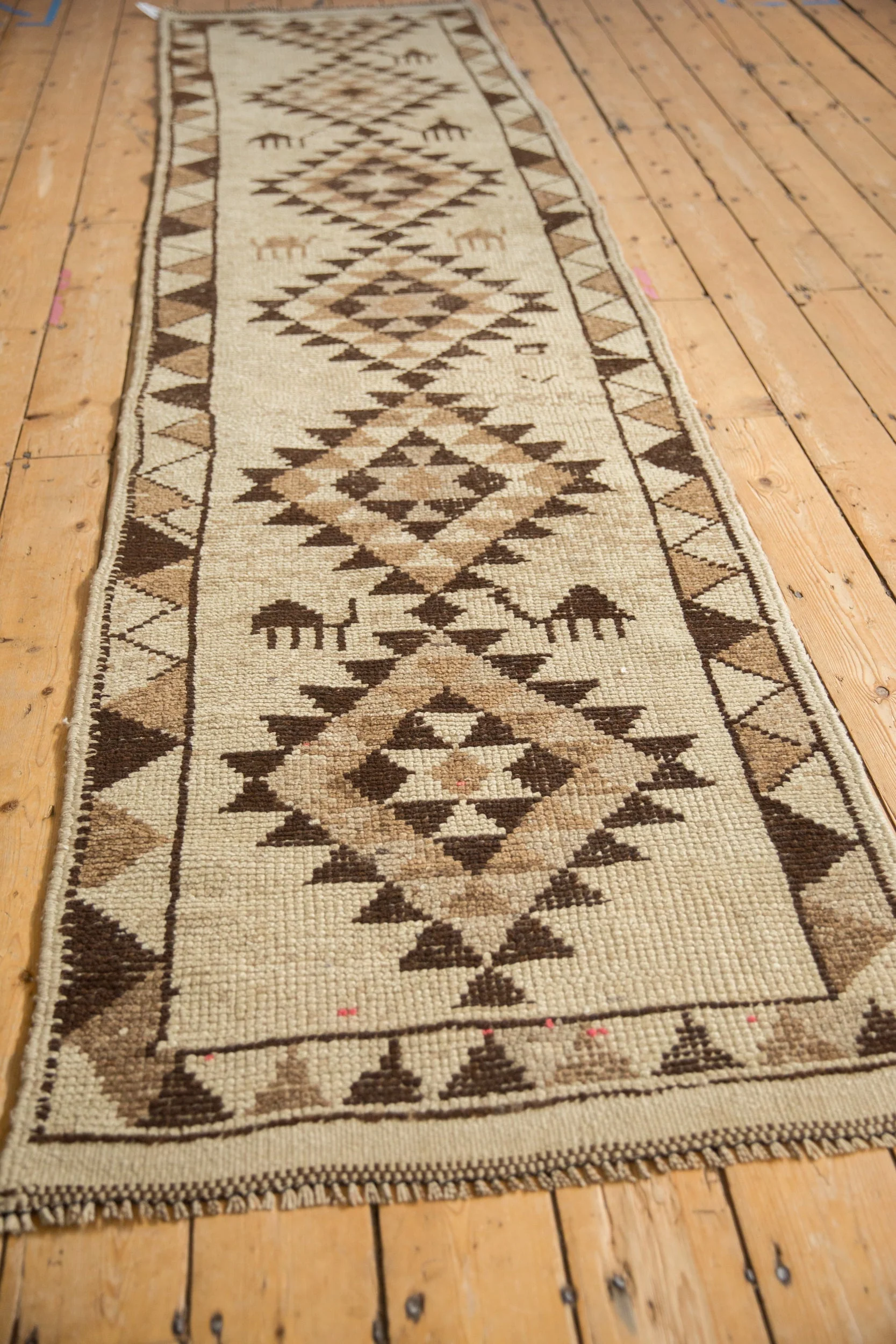 2.5x11 Vintage Kurd Rug Runner - Image 4