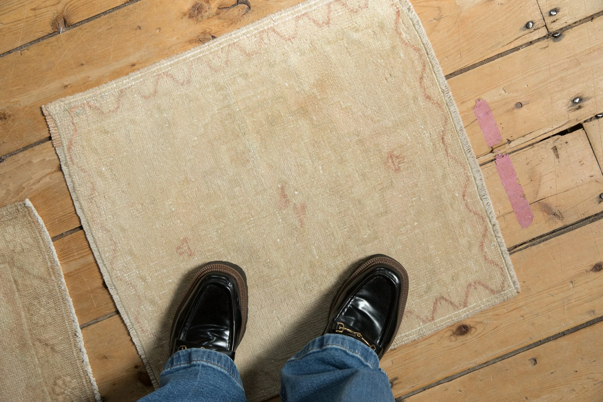 2.5x2.5 Vintage Distressed Oushak Square Rug Mat - Image 2