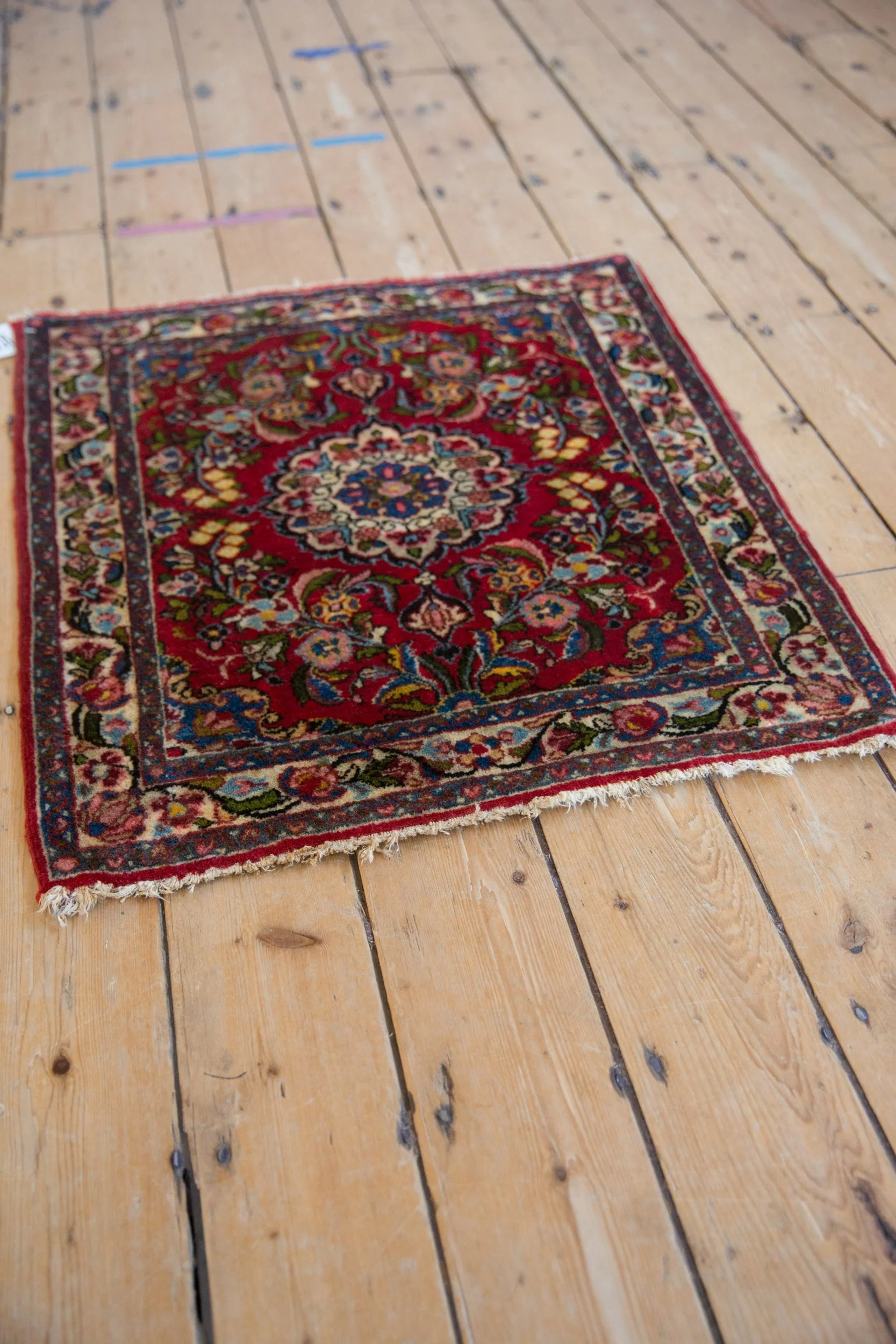 2.5x2.5 Vintage Qazvin Square Rug Mat - Image 4