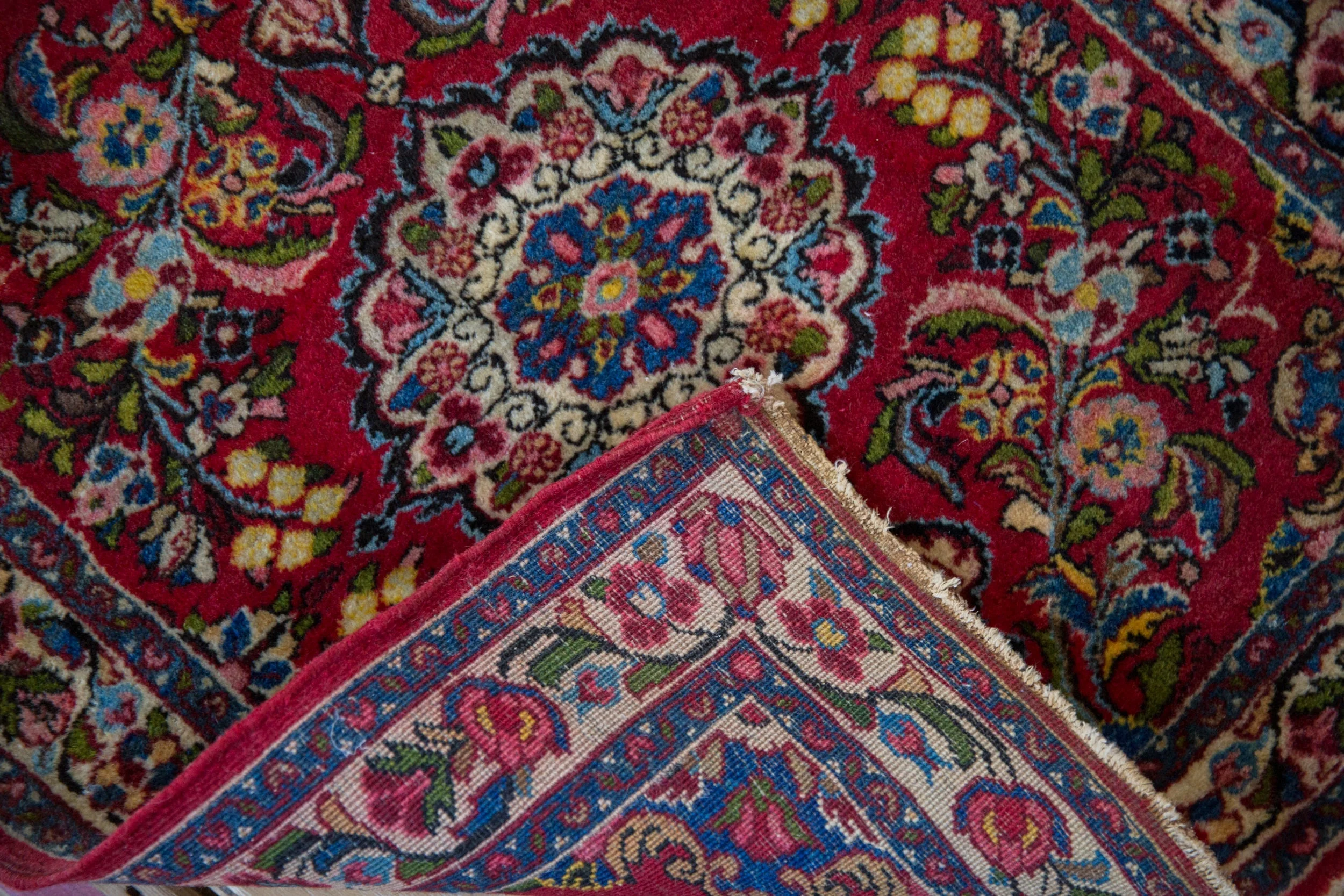 2.5x2.5 Vintage Qazvin Square Rug Mat - Image 8