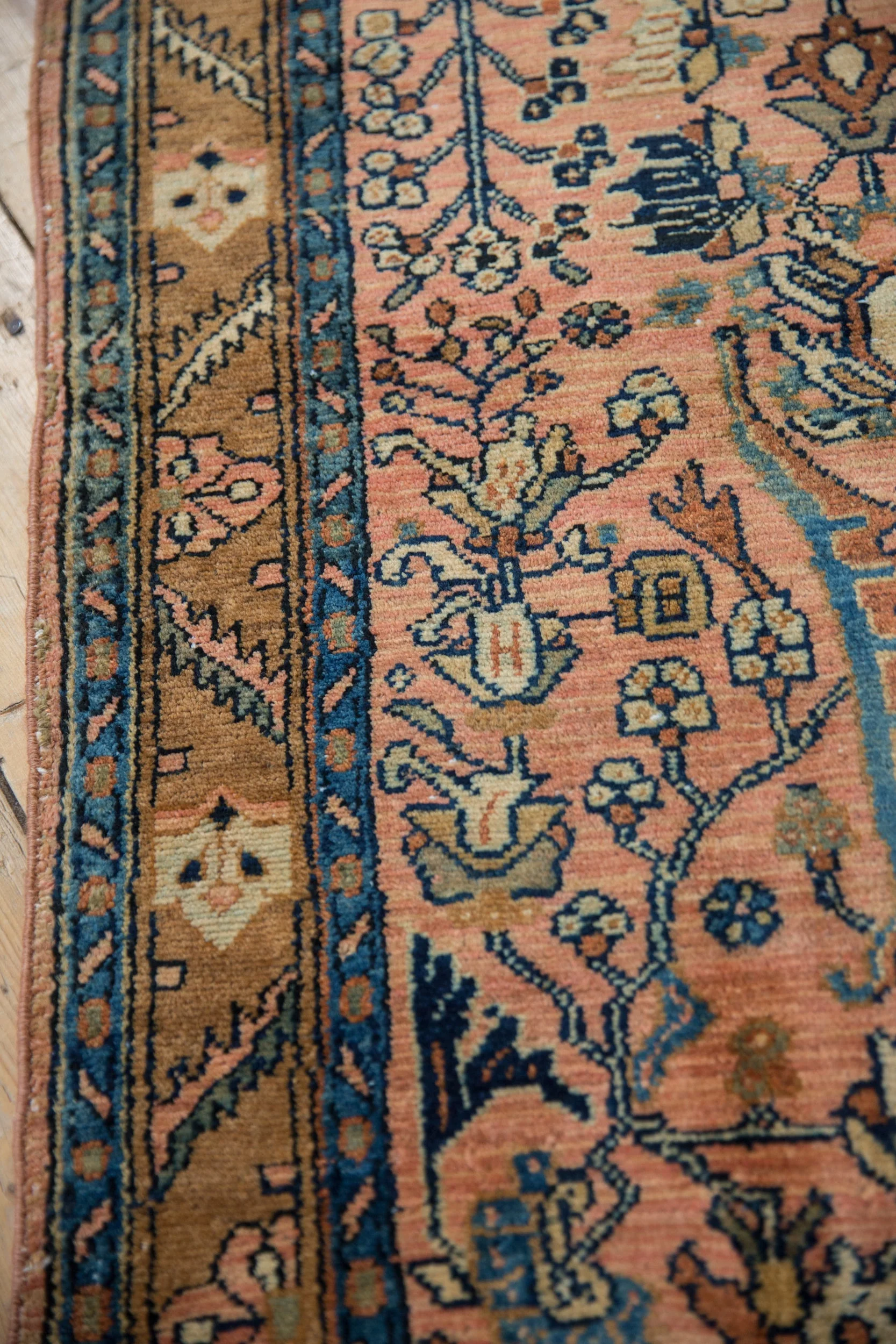 2.5x20 Vintage Lilihan Rug Runner - Image 10